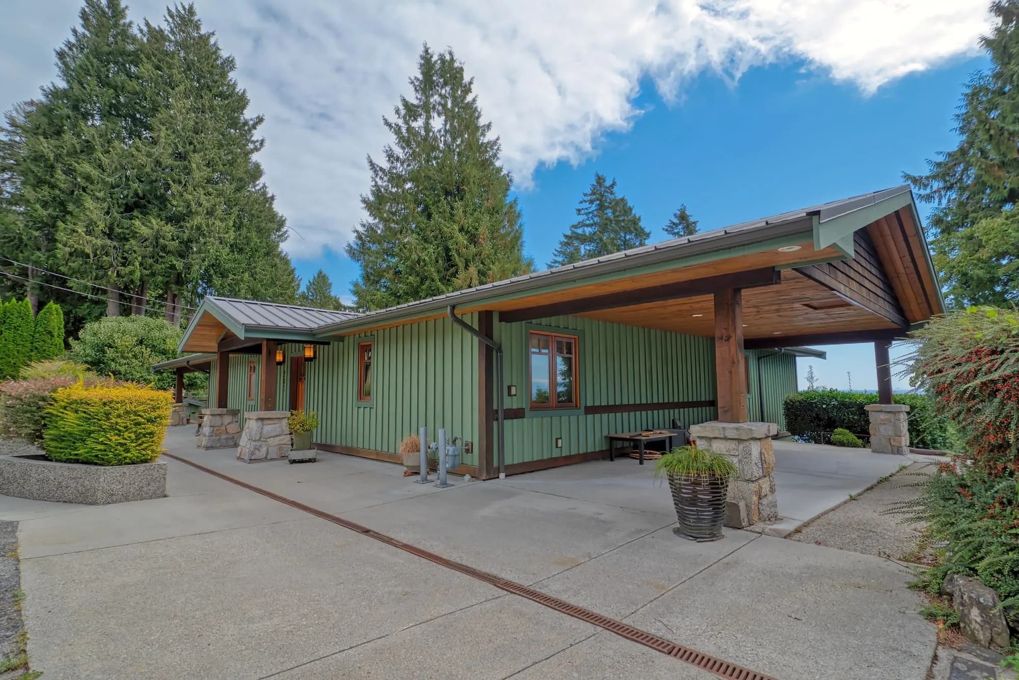 987 Gower Point Road, Gibsons, BC V0N 1V3 — image 33