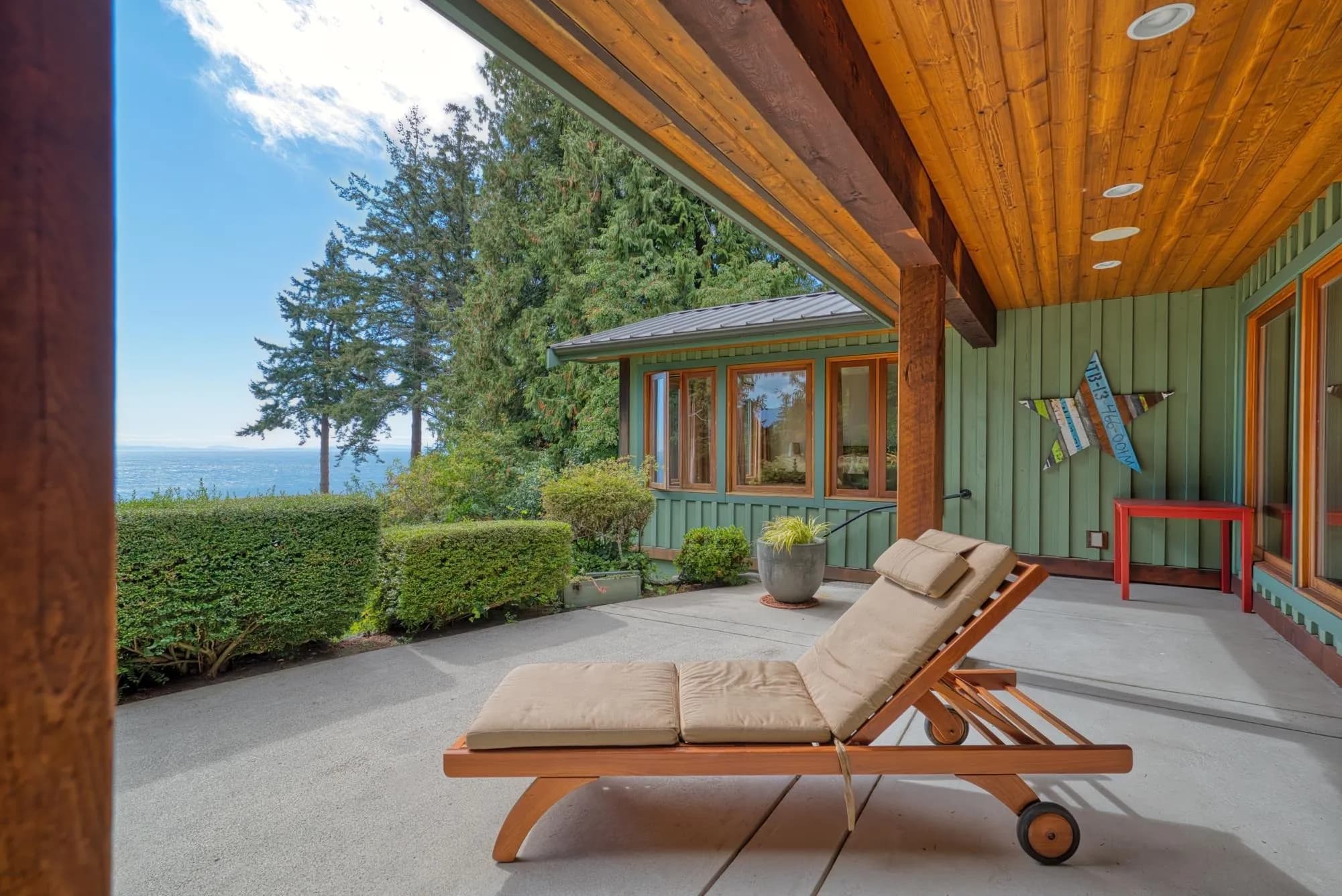 987 Gower Point Road, Gibsons, BC V0N 1V3 — image 15