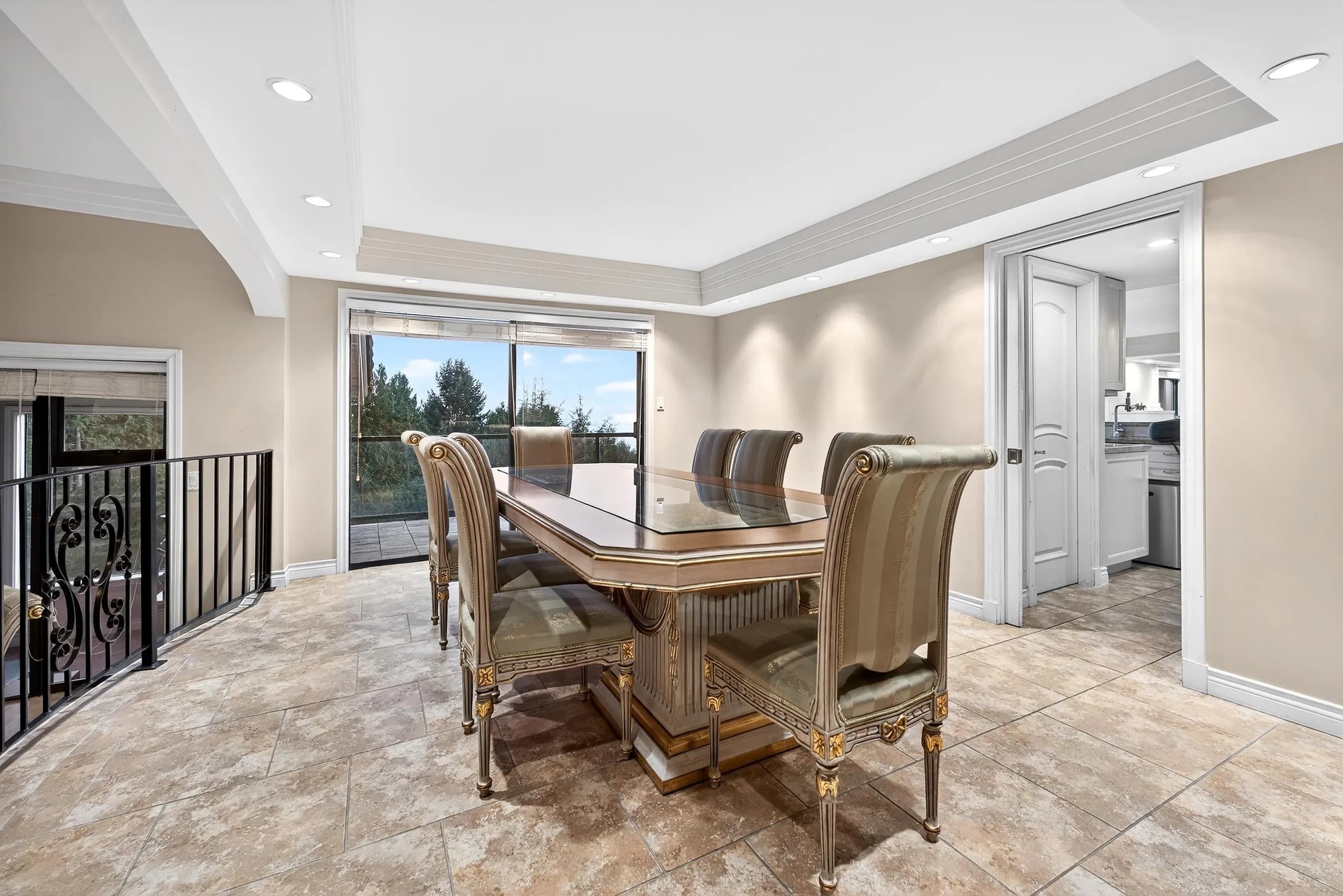 1375 Burnside Road, West Vancouver, BC V7S 2P6 — image 13
