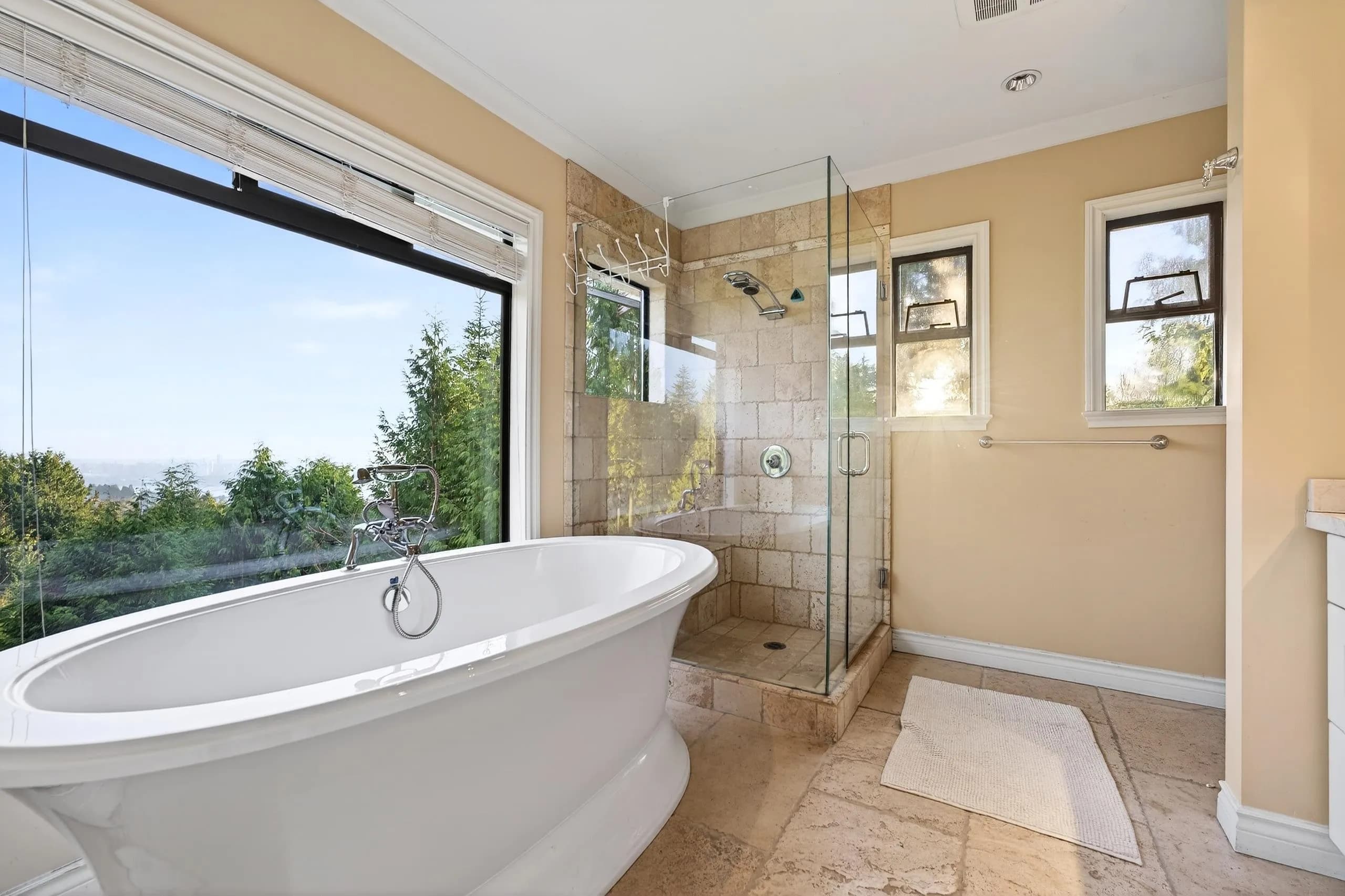 1375 Burnside Road, West Vancouver, BC V7S 2P6 — image 29