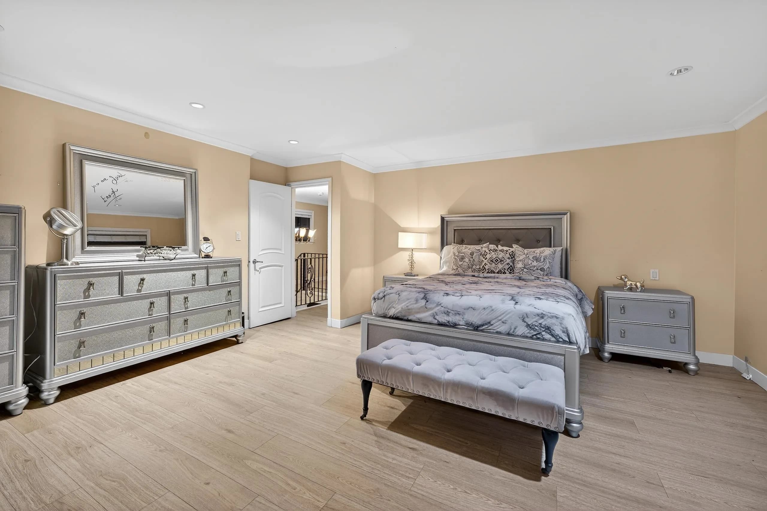 1375 Burnside Road, West Vancouver, BC V7S 2P6 — image 26