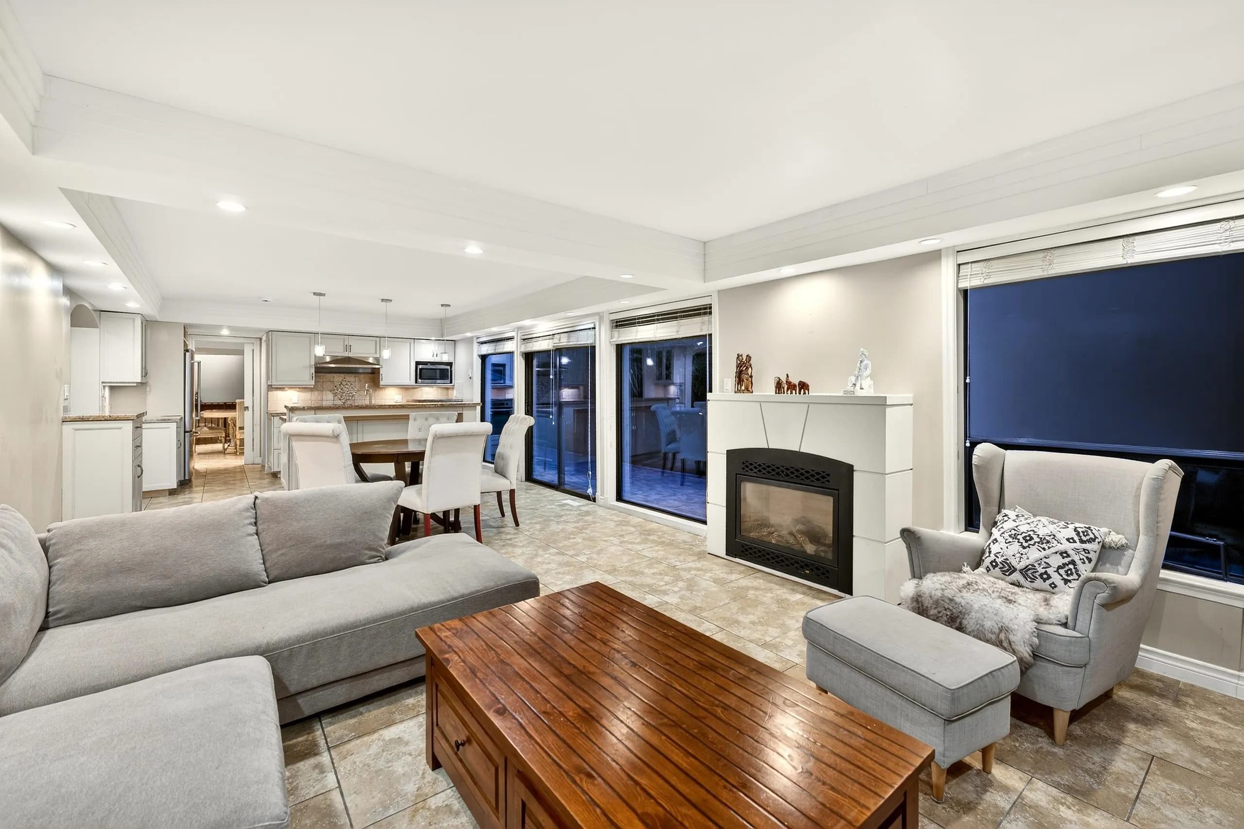1375 Burnside Road, West Vancouver, BC V7S 2P6 — image 23