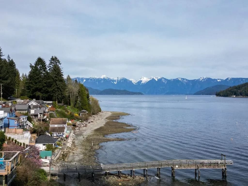 790 Marine Drive, Gibsons, BC V0N 1V1 — image 1