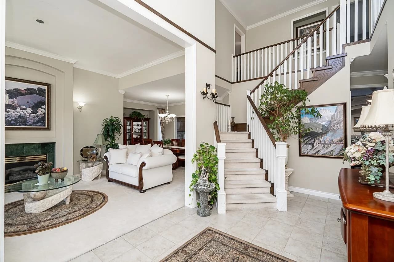 14569 75a Avenue, Surrey, BC V3S 8T9 — image 2