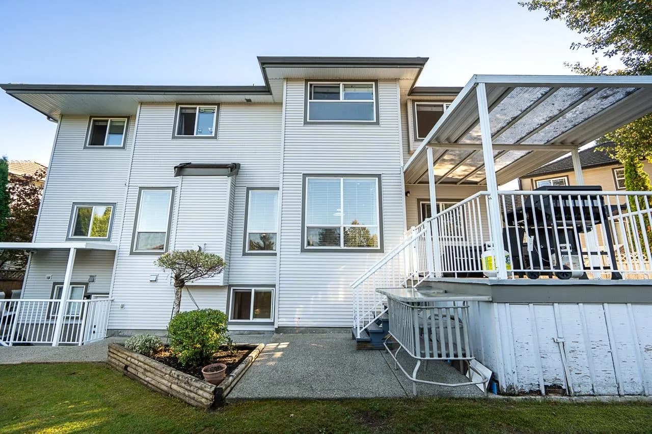 14569 75a Avenue, Surrey, BC V3S 8T9 — image 35