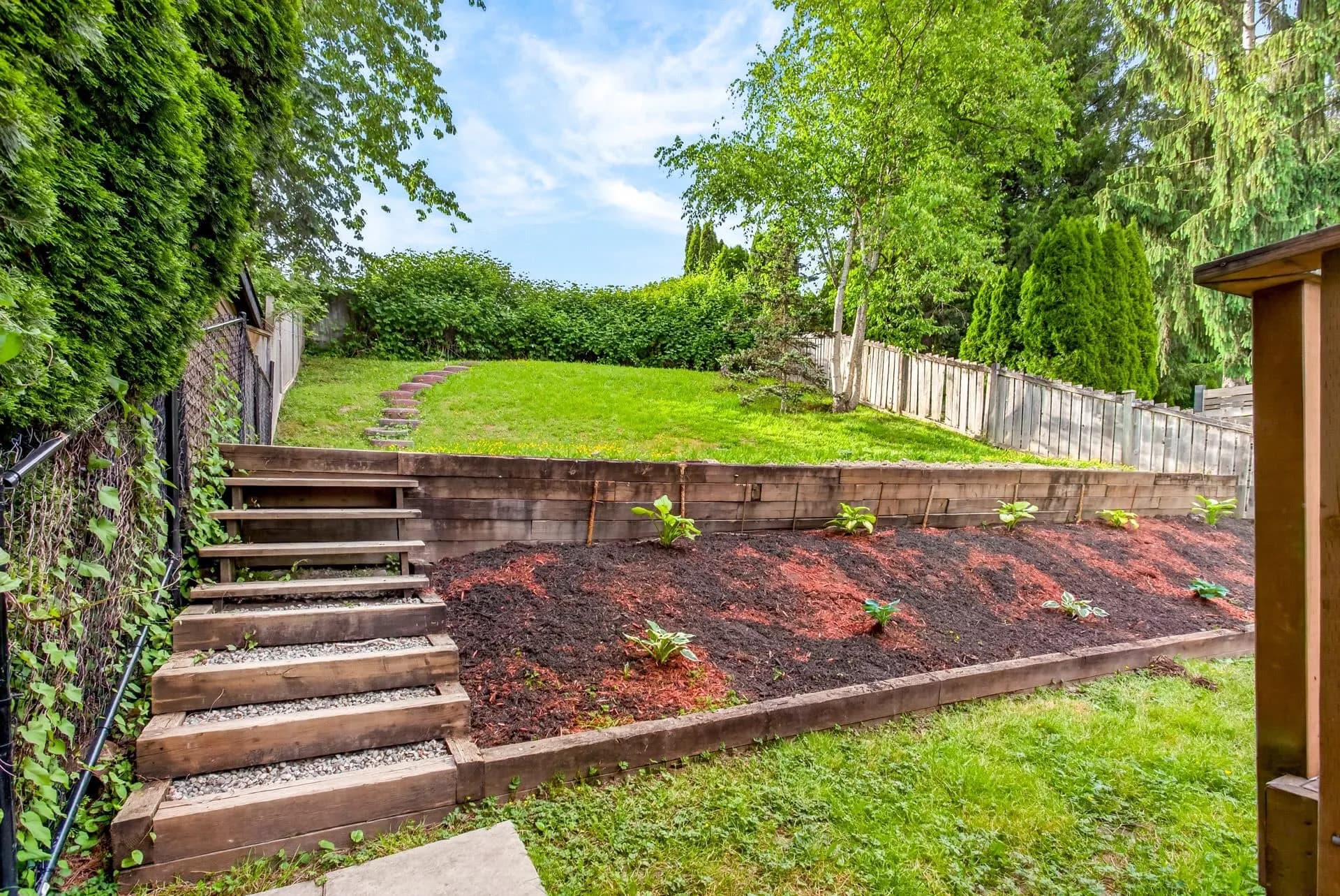 22525 Brickwood Close, Maple Ridge, BC V2X 9J5 — image 39