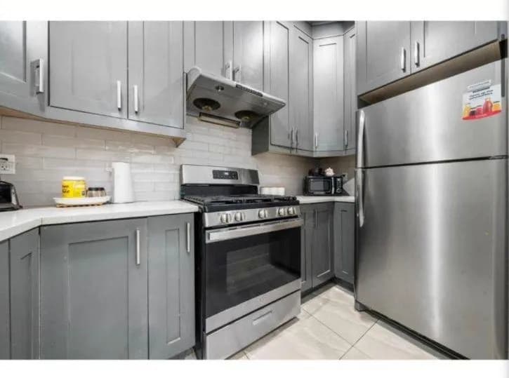 6637 121a Street, Surrey, BC V3W 0H8 — image 10