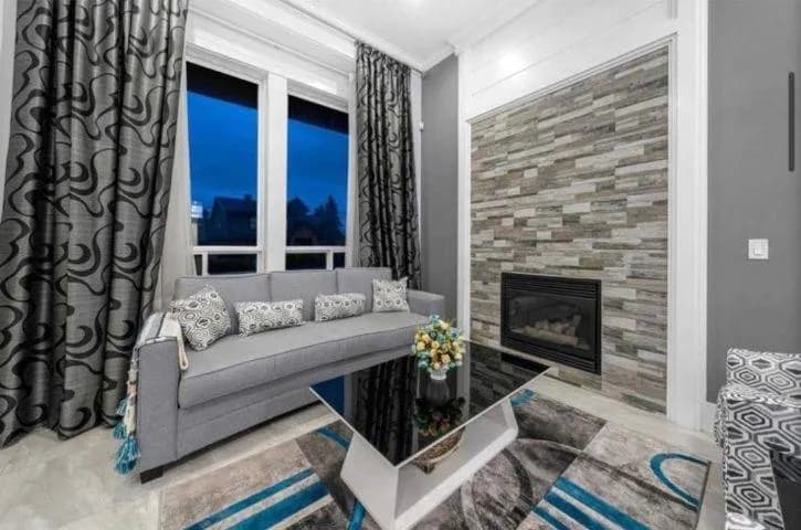6637 121a Street, Surrey, BC V3W 0H8 — image 4