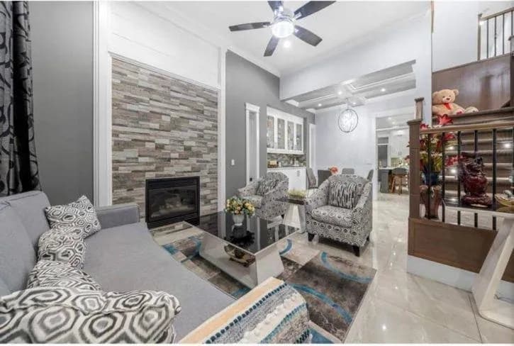 6637 121a Street, Surrey, BC V3W 0H8 — image 2
