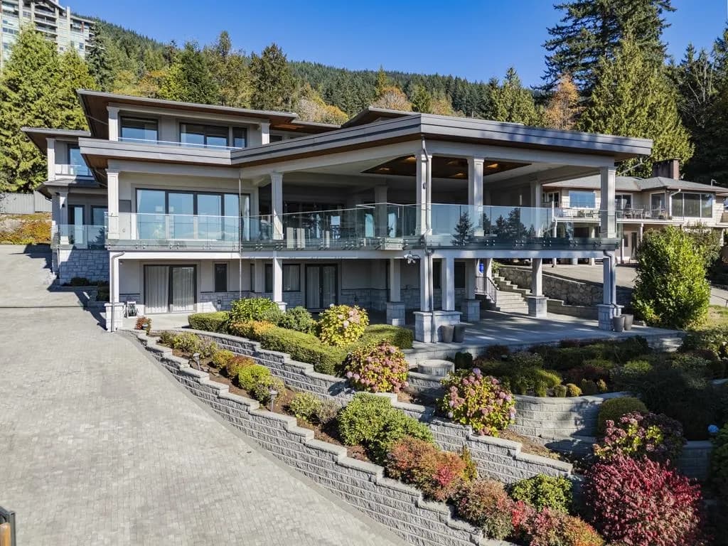 3185 Benbow Road, West Vancouver, BC V7V 3E1 — image 1