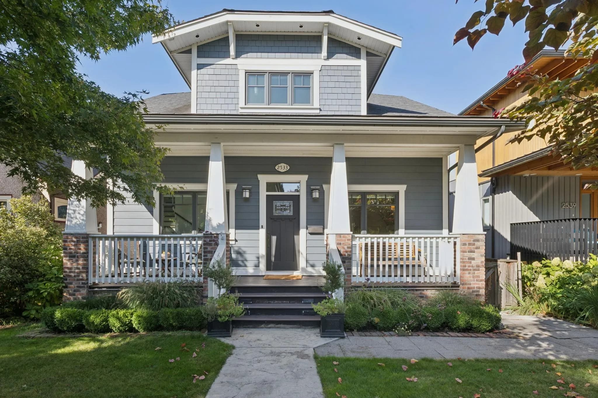 2533 Kitchener Street, Vancouver, BC V5K 3C7 — image 1