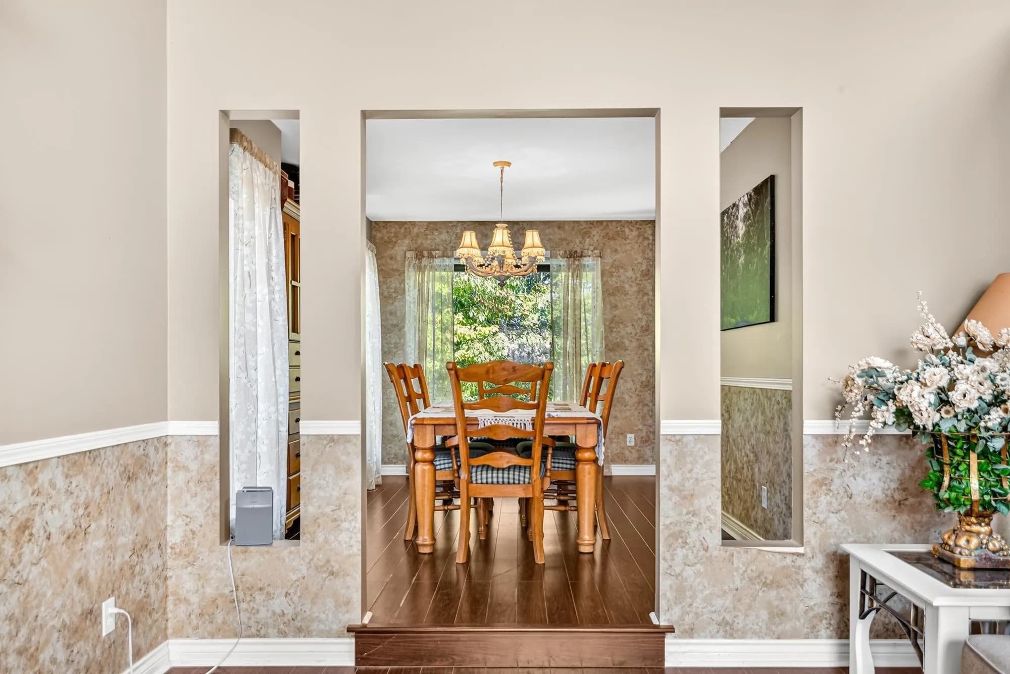 5818 Trail Avenue, Sechelt, BC V7Z 0L9 — image 16