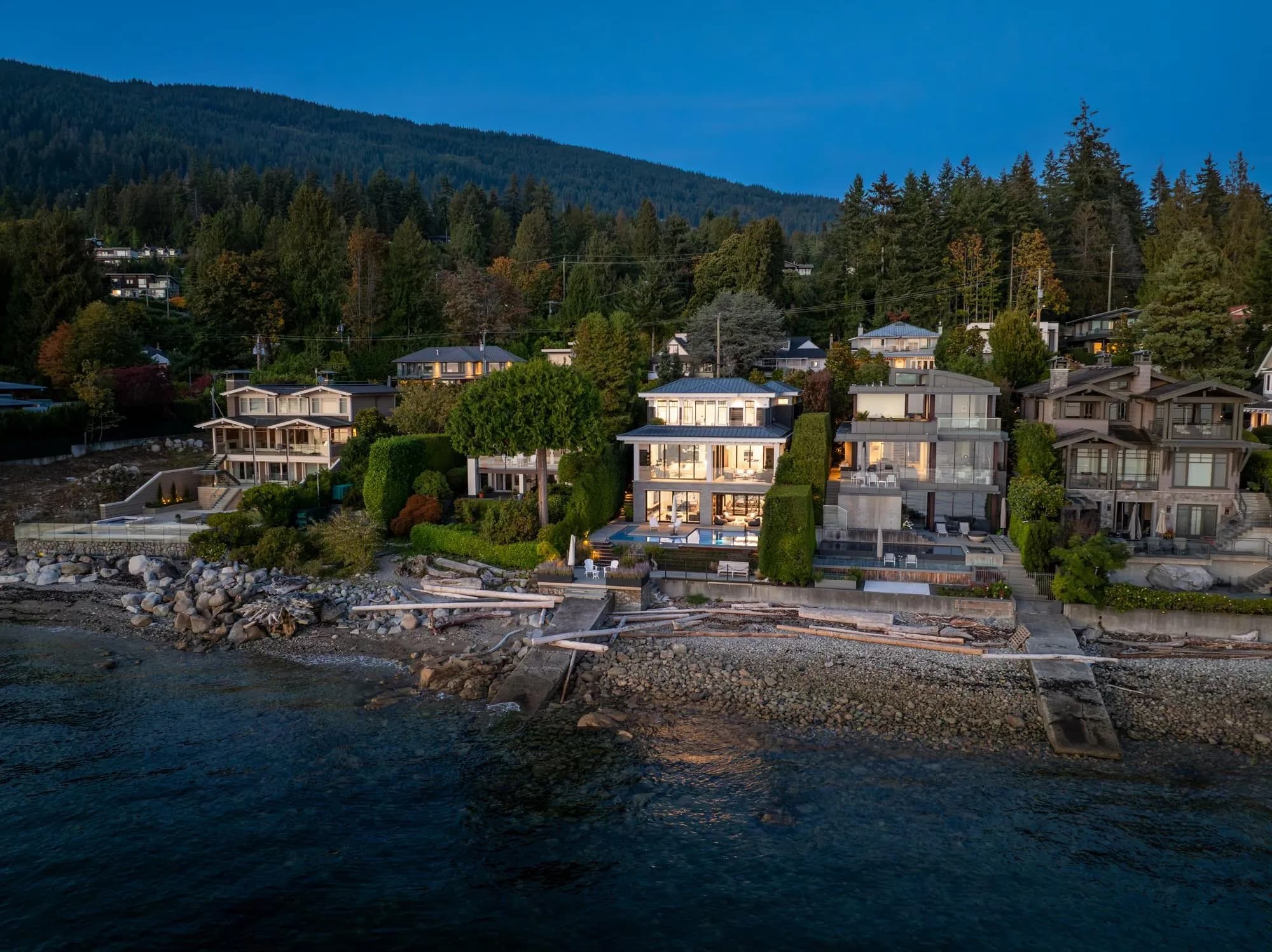 3156 Travers Avenue, West Vancouver, BC V7V 1G3 — image 30