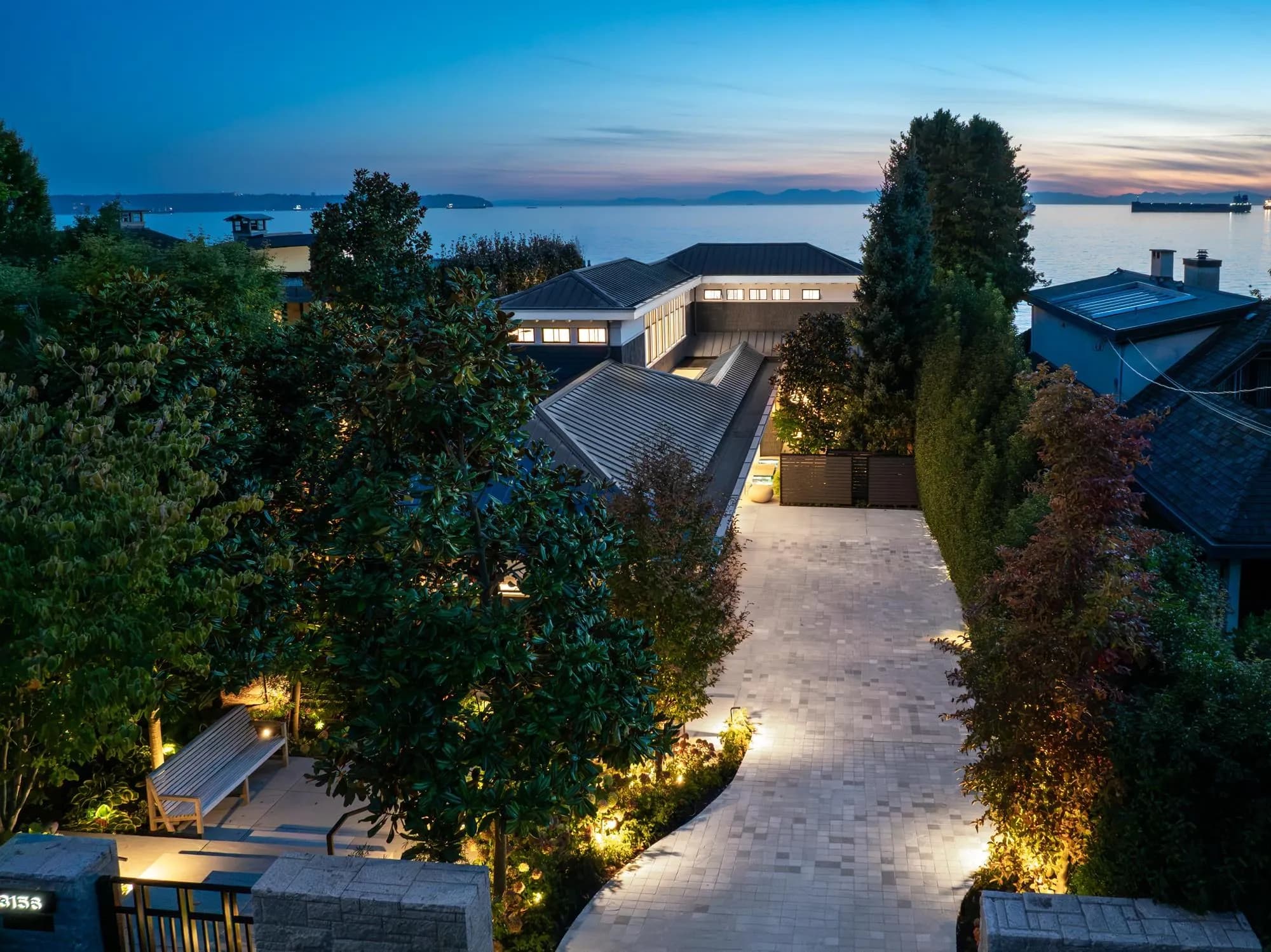 3156 Travers Avenue, West Vancouver, BC V7V 1G3 — image 33