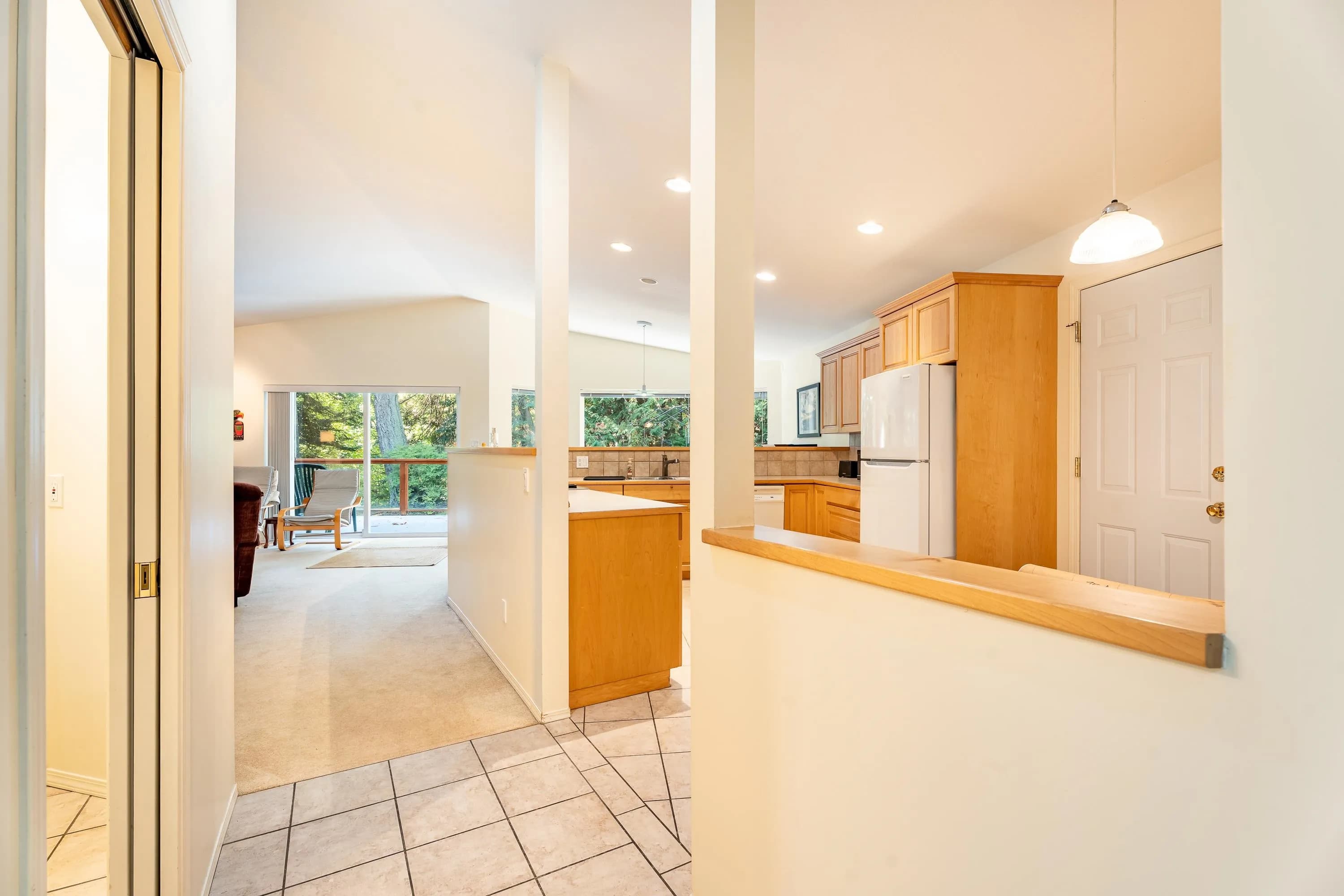 75 Larson Road, Gibsons, BC V0N 1V3 — image 3