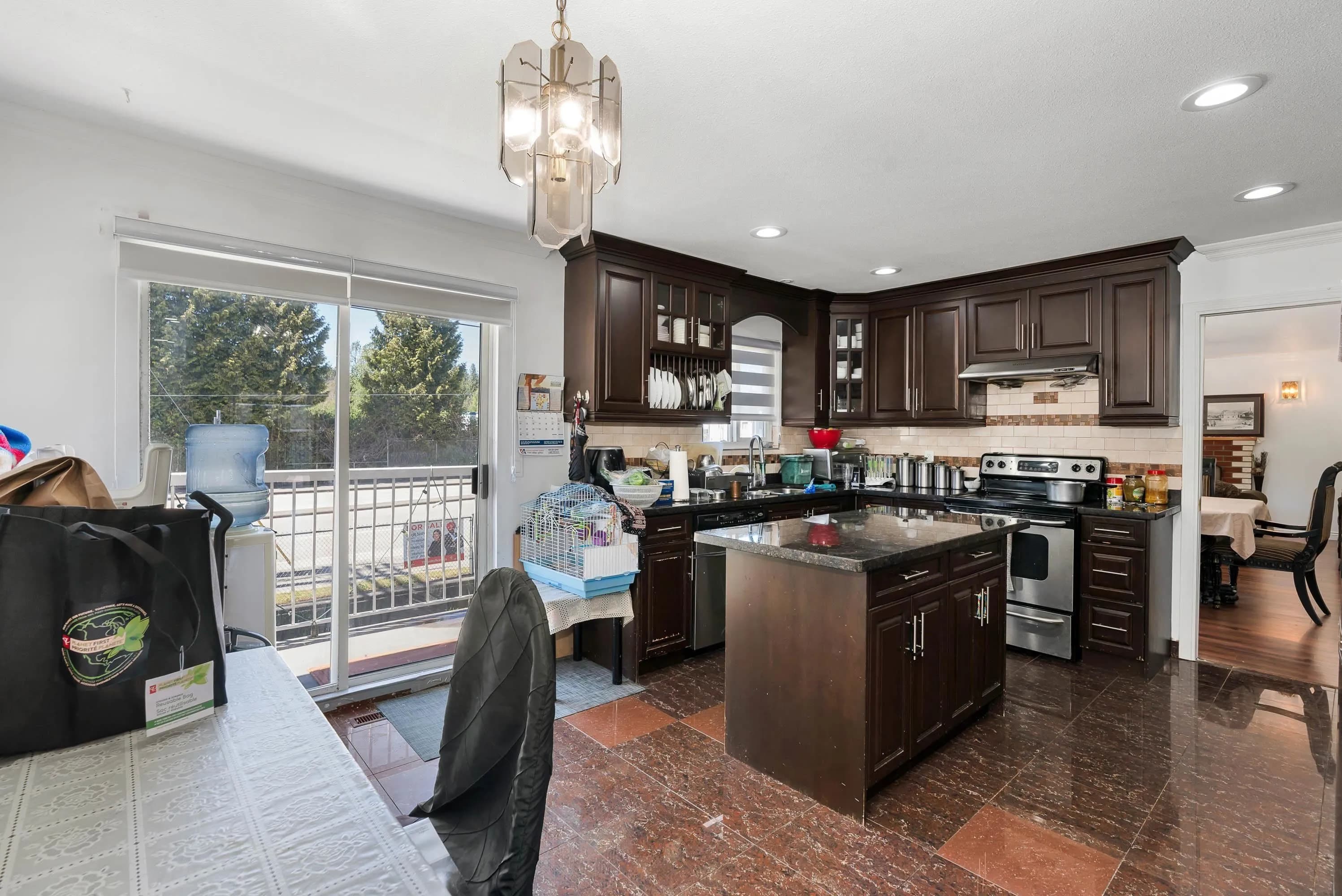 8724 128 Street, Surrey, BC V3W 4G6 — image 5