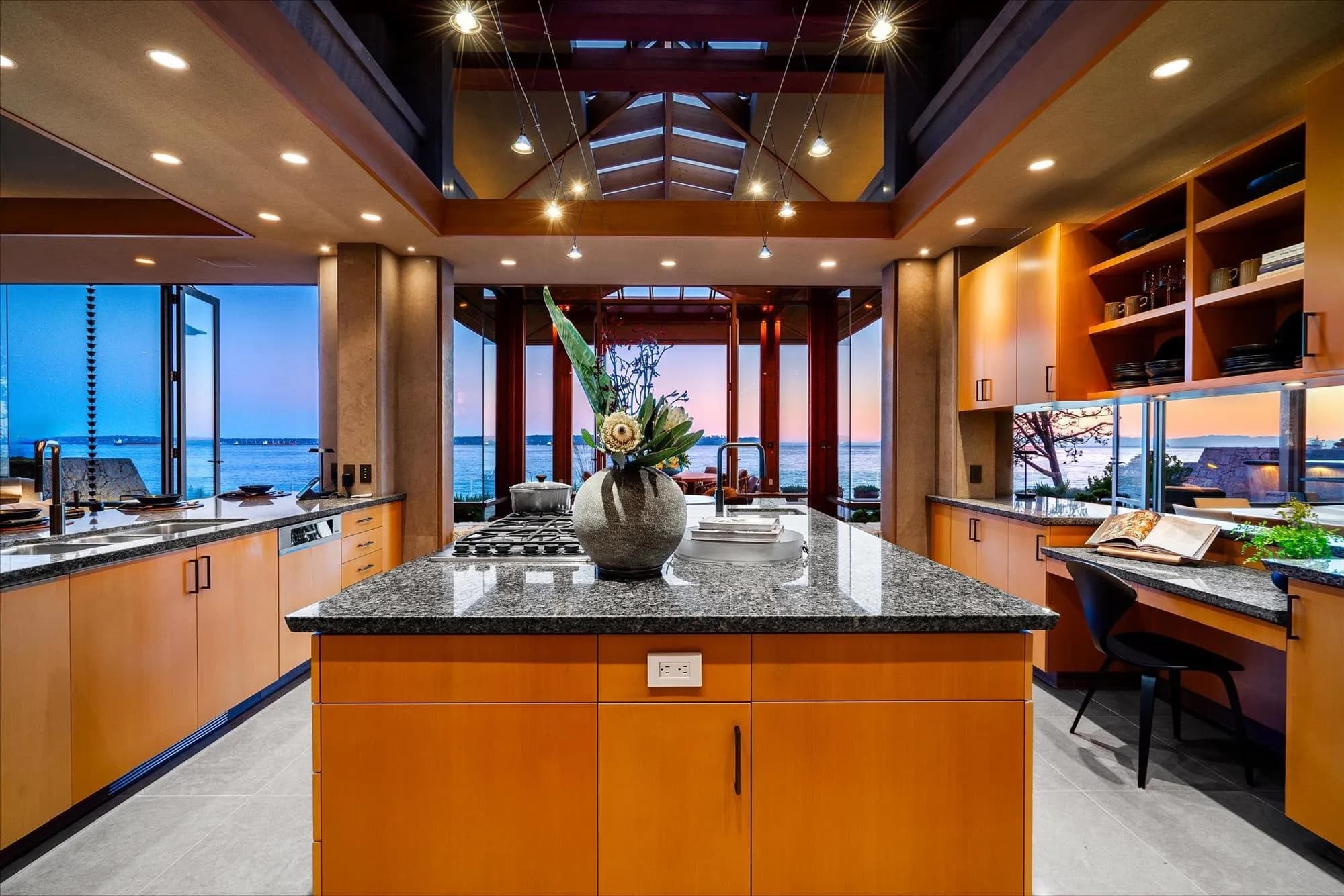 3330 Radcliffe Avenue, West Vancouver, BC V7V 1G6 — image 18