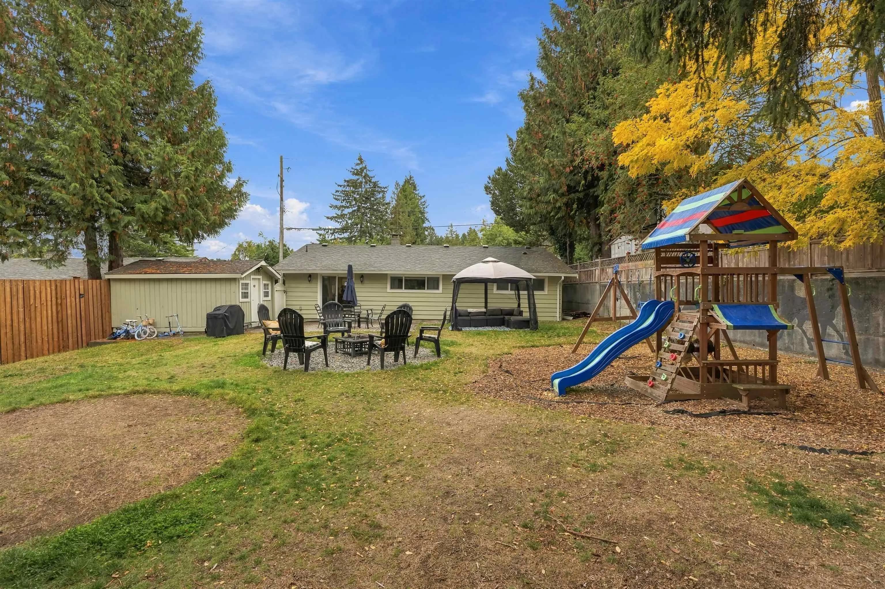 5734 Pebble Crescent, Sechelt, BC V0N 3A0 — image 35