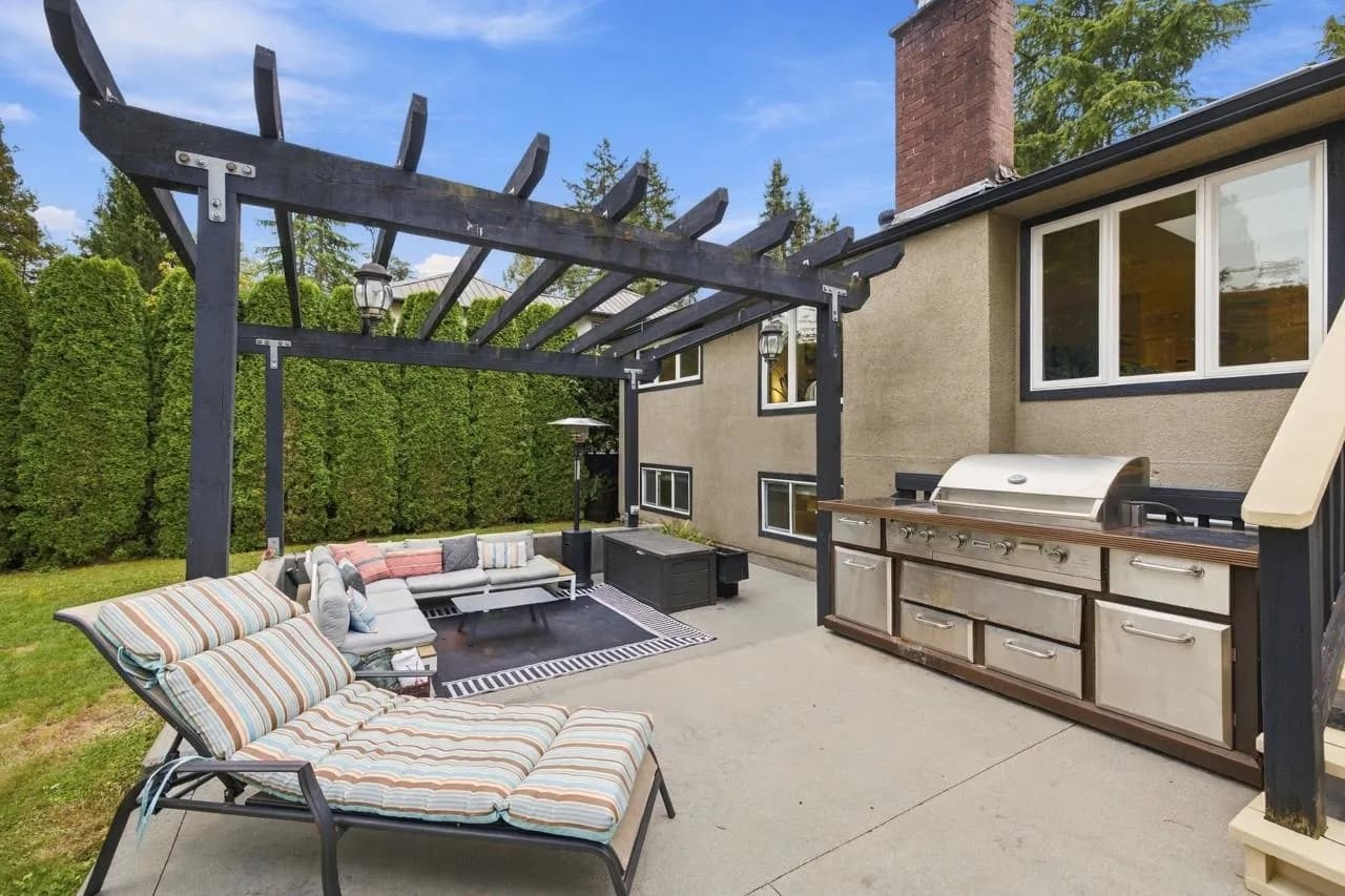5788 Crown Street, Vancouver, BC V6N 2B7 — image 6