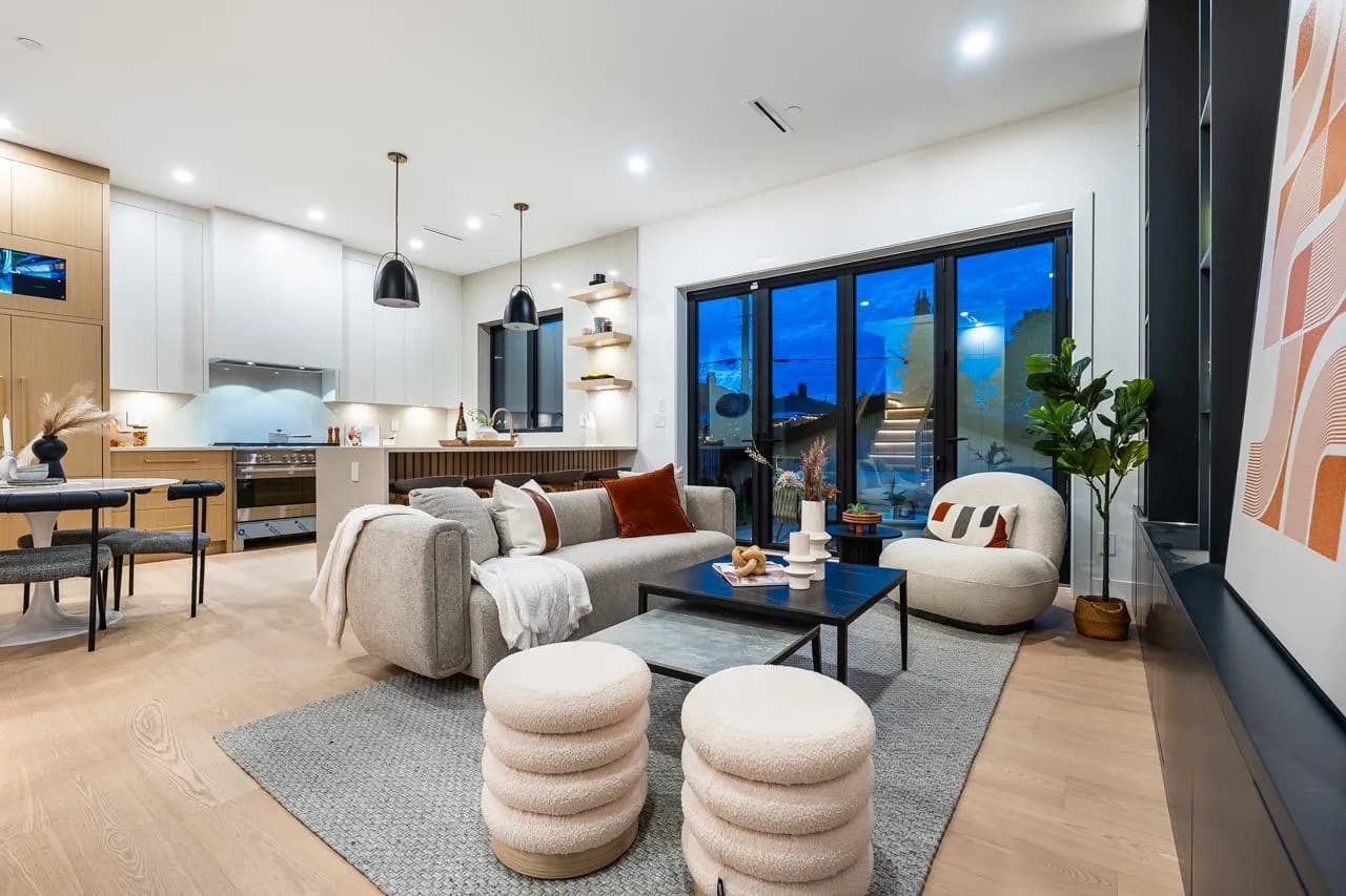 4675 St. George Street, Vancouver, BC V5V 4A8 — image 14