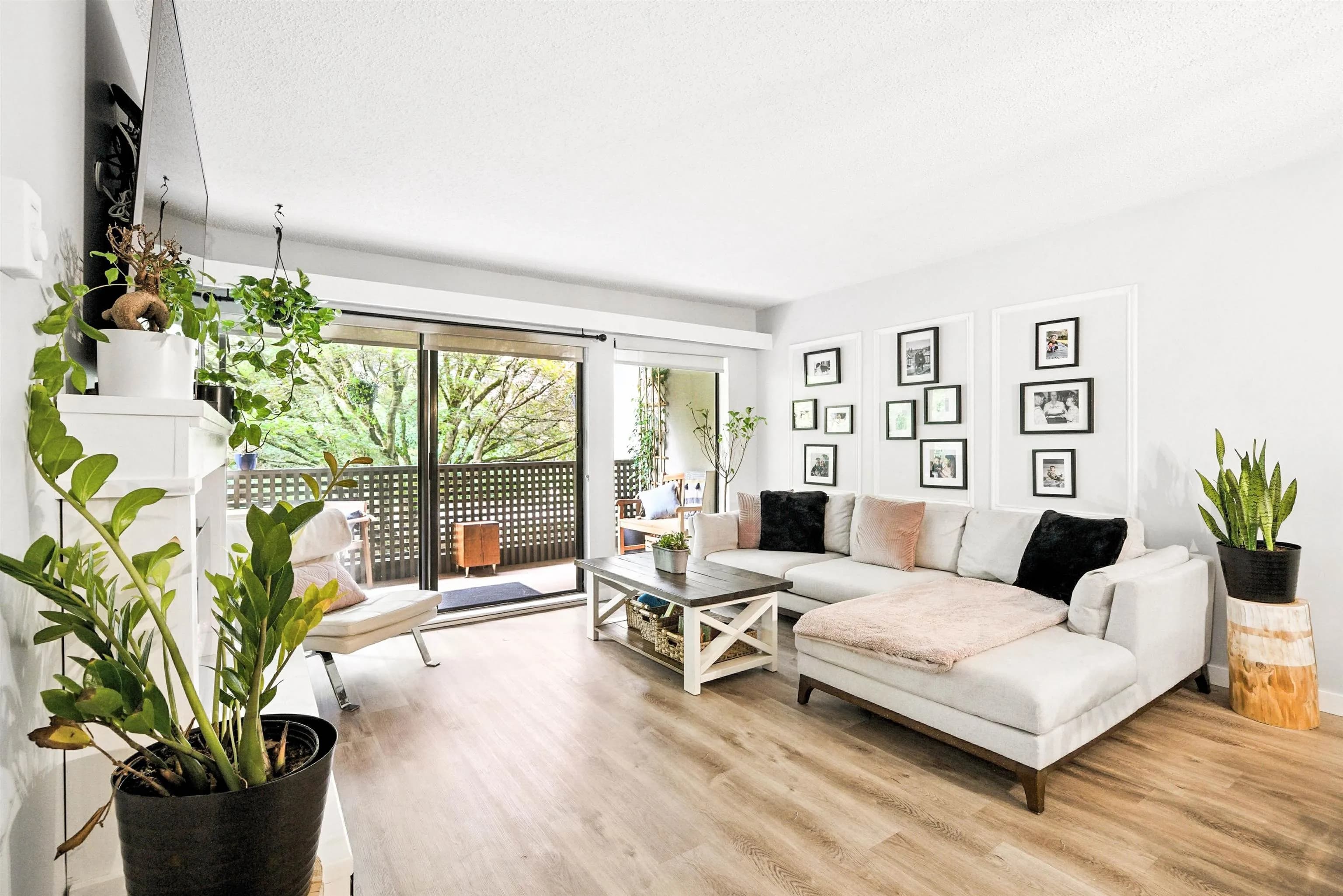 212 1955 Woodway Place, Burnaby, BC V5B 4S5 — image 1