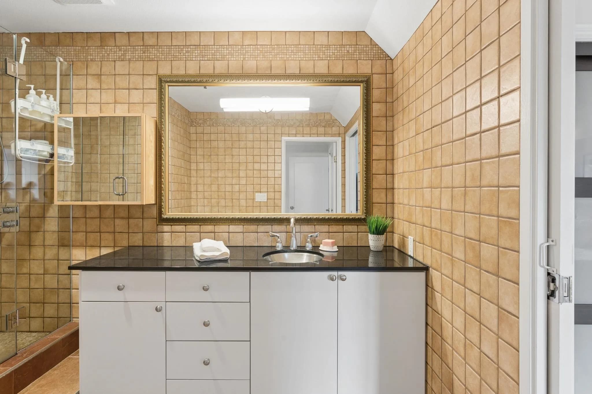 A3 1100 W 6th Avenue, Vancouver, BC V6H 1A4 — image 24