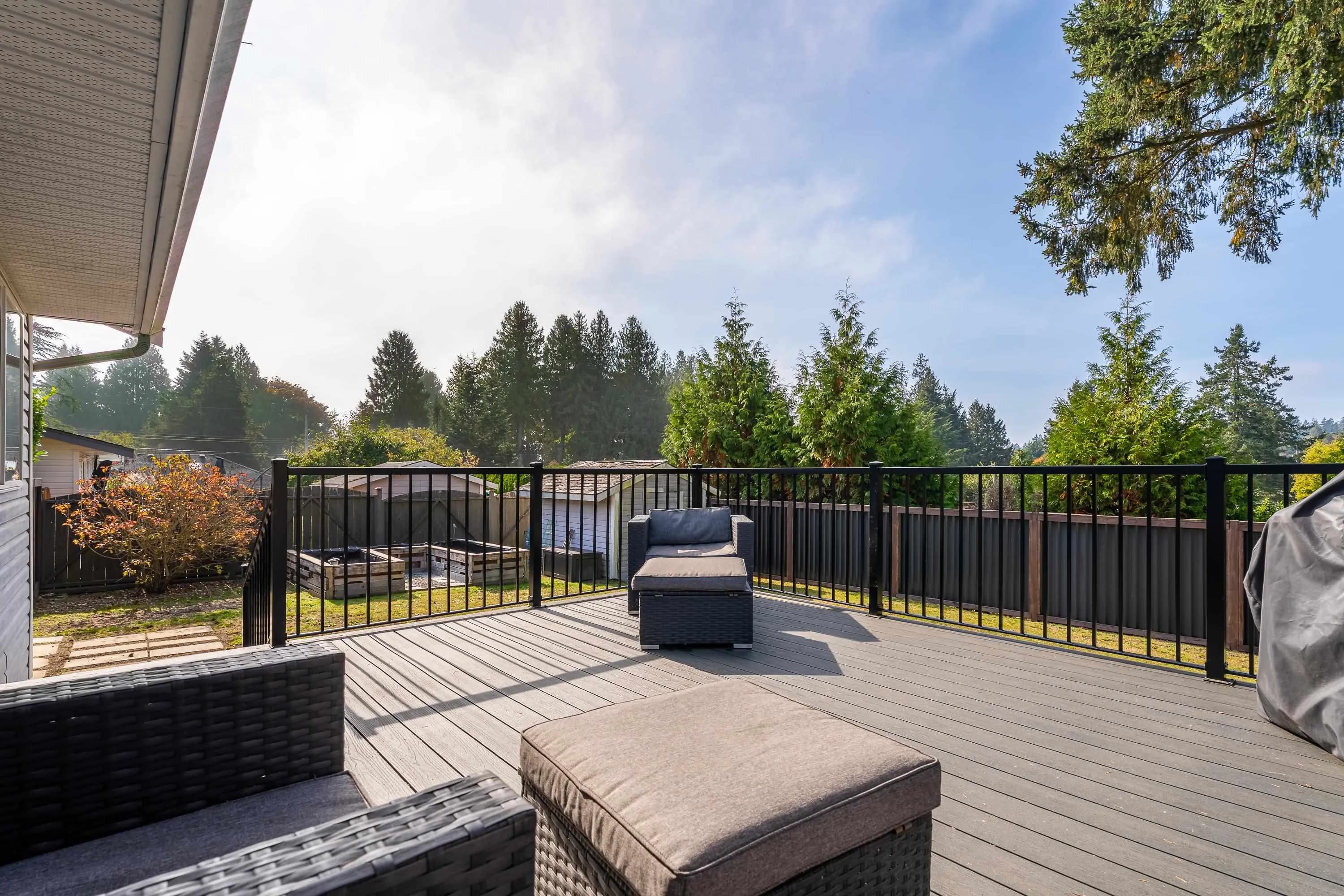 5617 Curtis Place, Sechelt, BC V7Z 0R9 — image 23