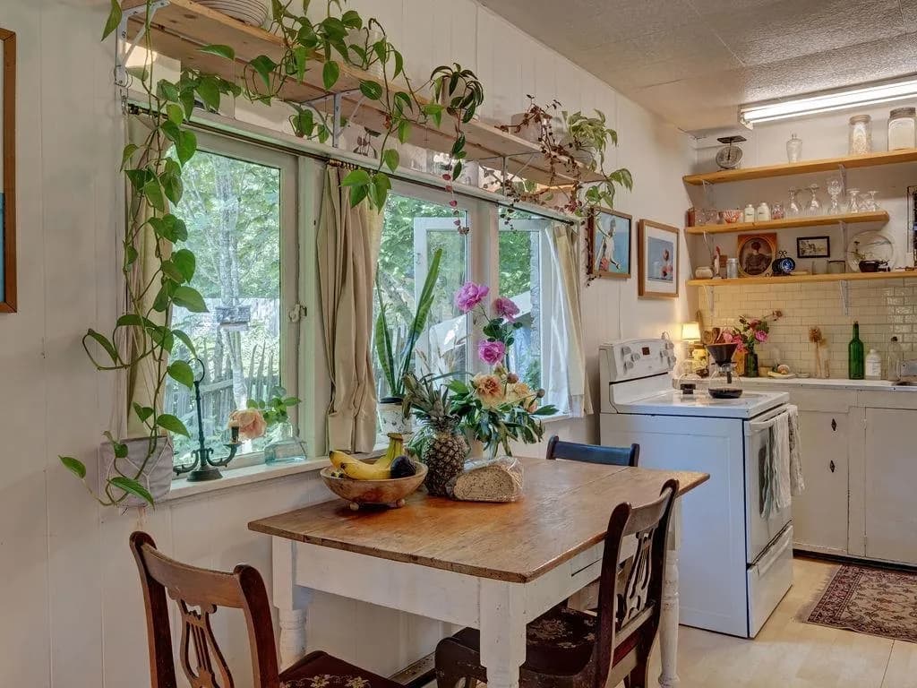 947 North Road, Gibsons, BC V0N 1V7 — image 11