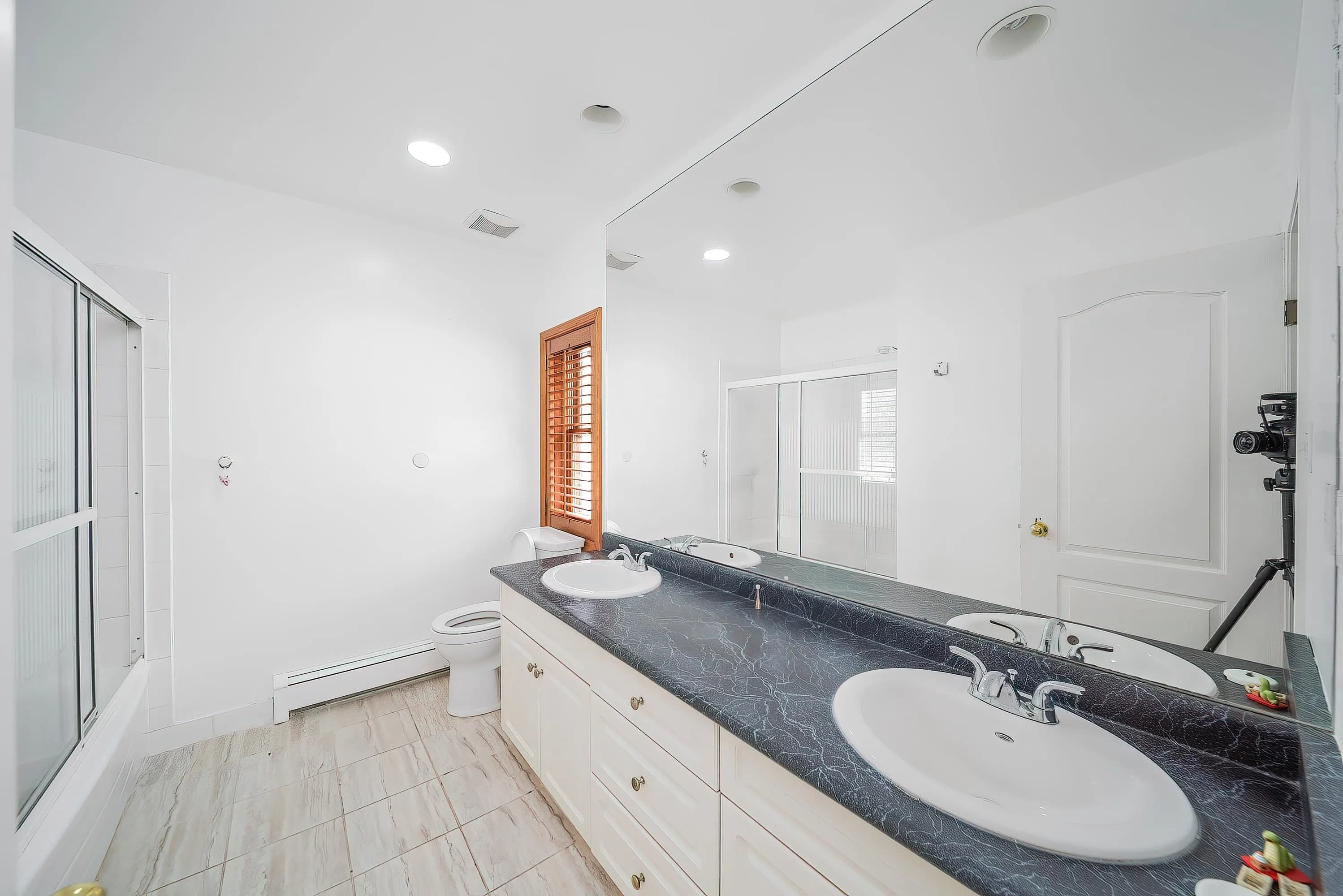 992 3rd Street, West Vancouver, BC V7T 2J3 — image 26