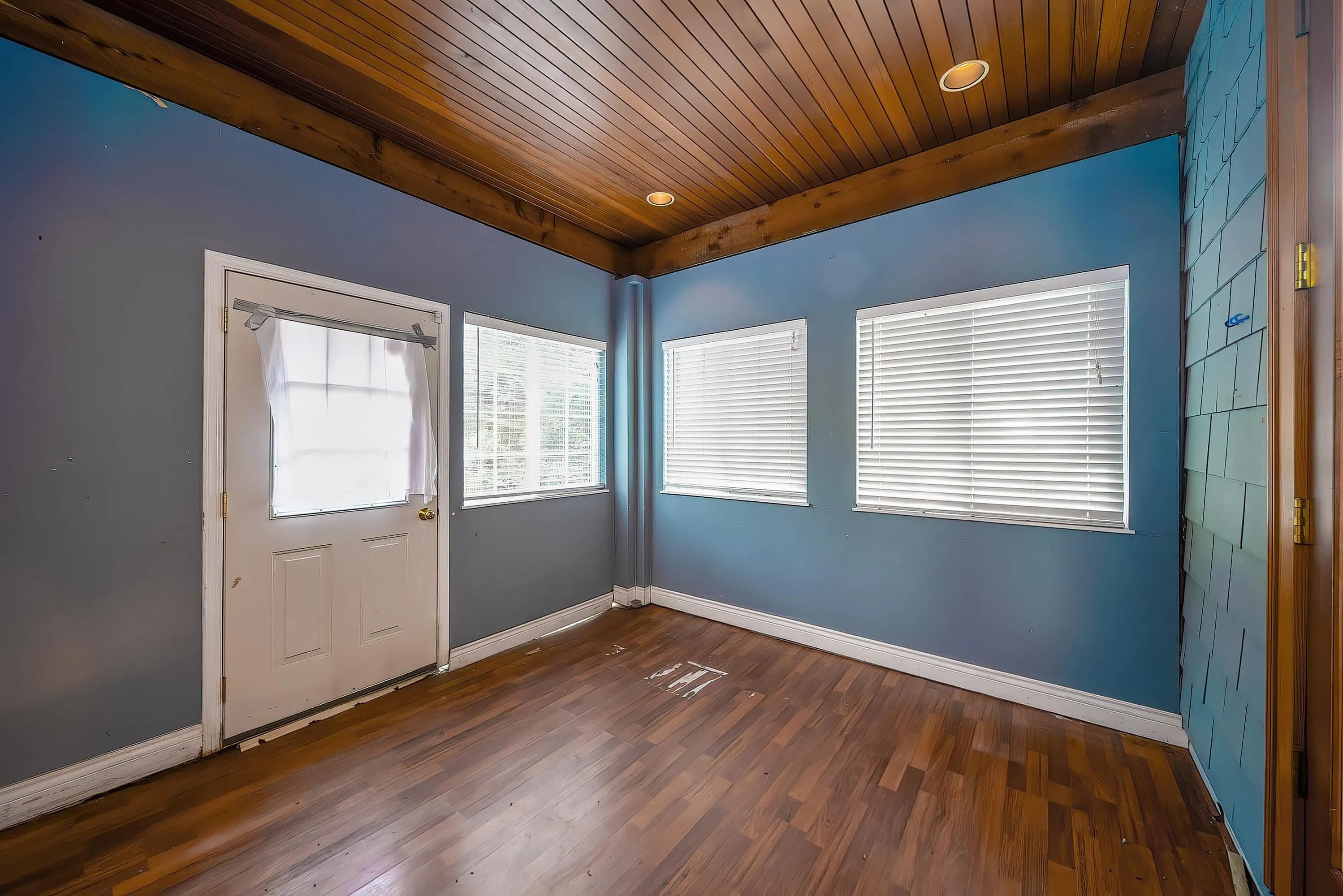 992 3rd Street, West Vancouver, BC V7T 2J3 — image 10