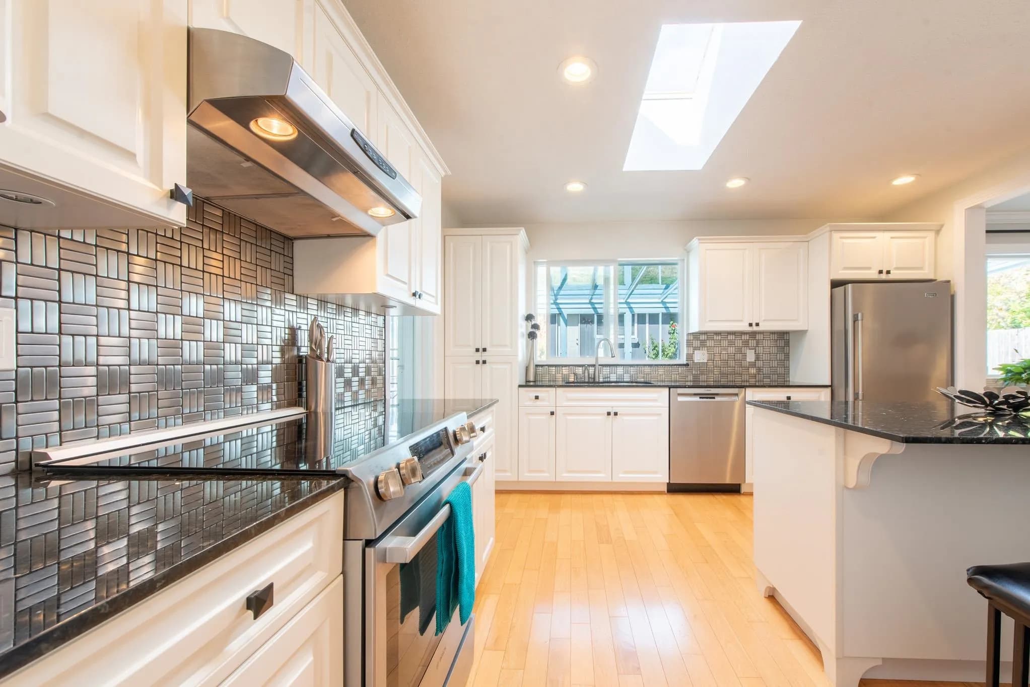 4144 Browning Road, Sechelt, BC V7Z 0A2 — image 4