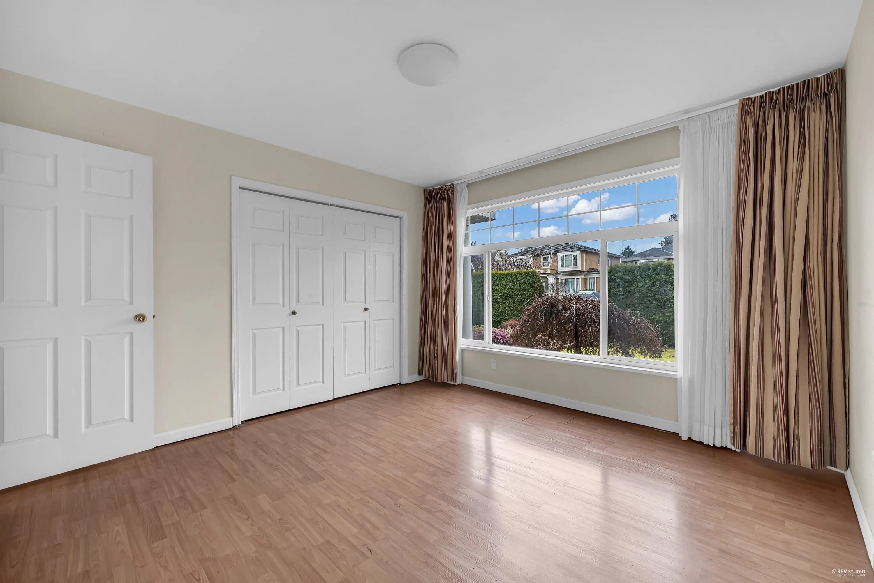 1945 W 44th Avenue, Vancouver, BC V6M 2E8 — image 25