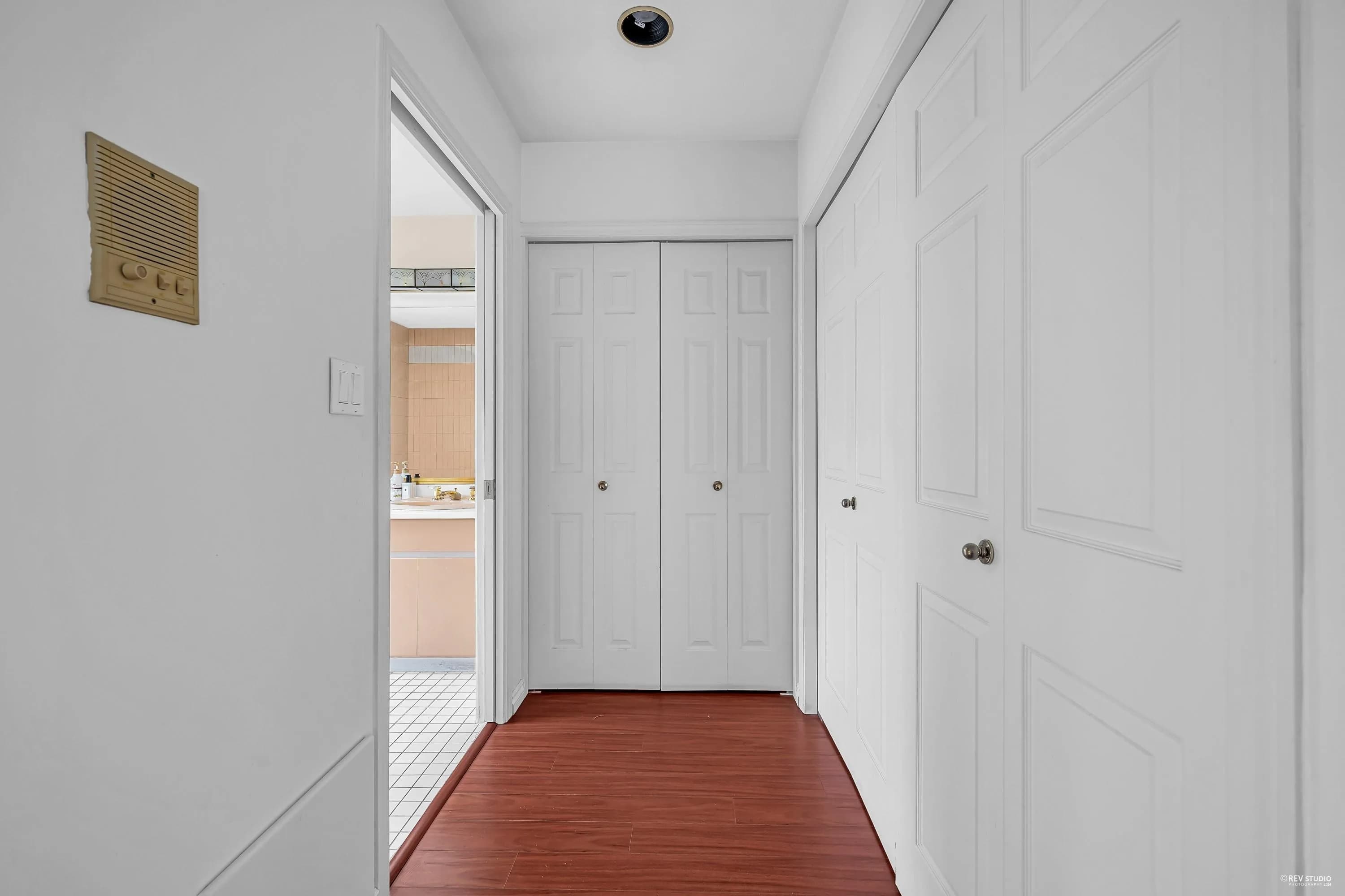 1945 W 44th Avenue, Vancouver, BC V6M 2E8 — image 18
