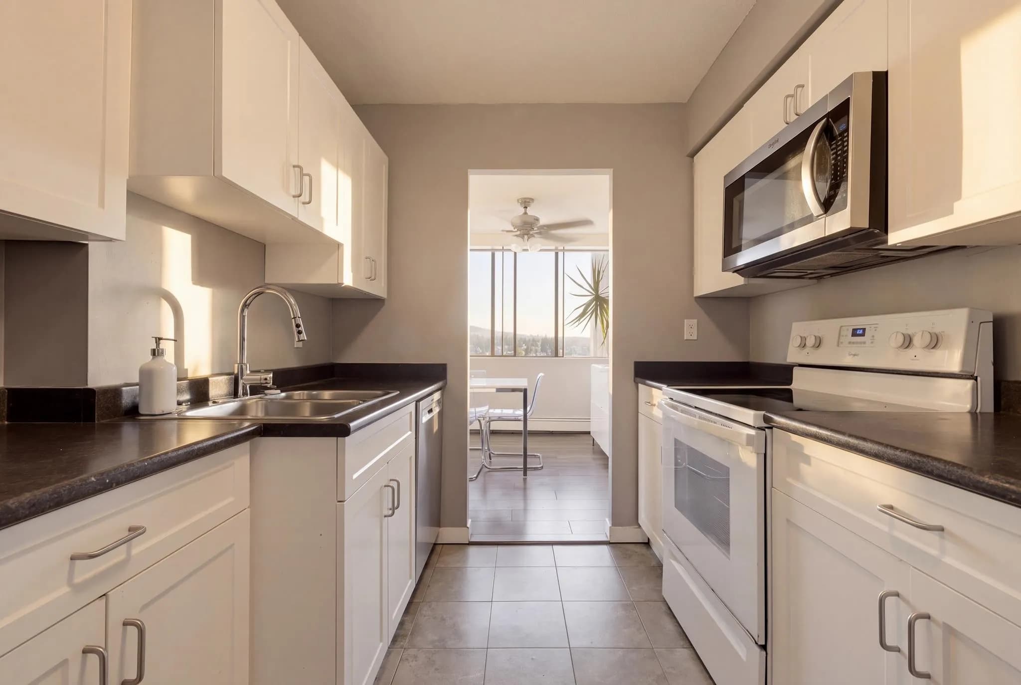 1303 2060 Bellwood Avenue, Burnaby, BC V5B 4V2 — image 13
