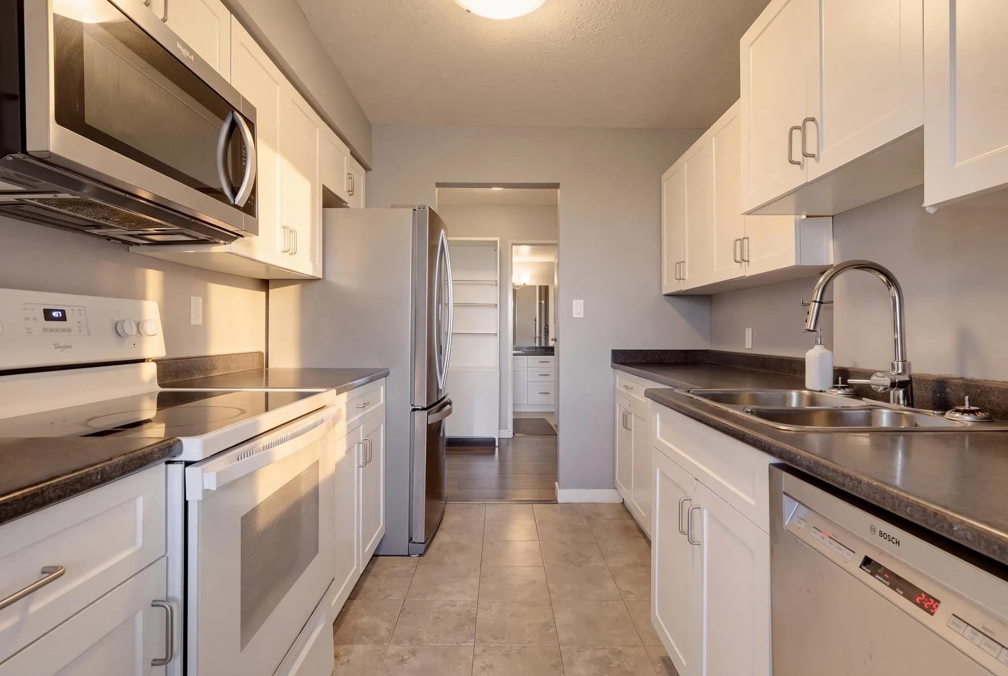 1303 2060 Bellwood Avenue, Burnaby, BC V5B 4V2 — image 11
