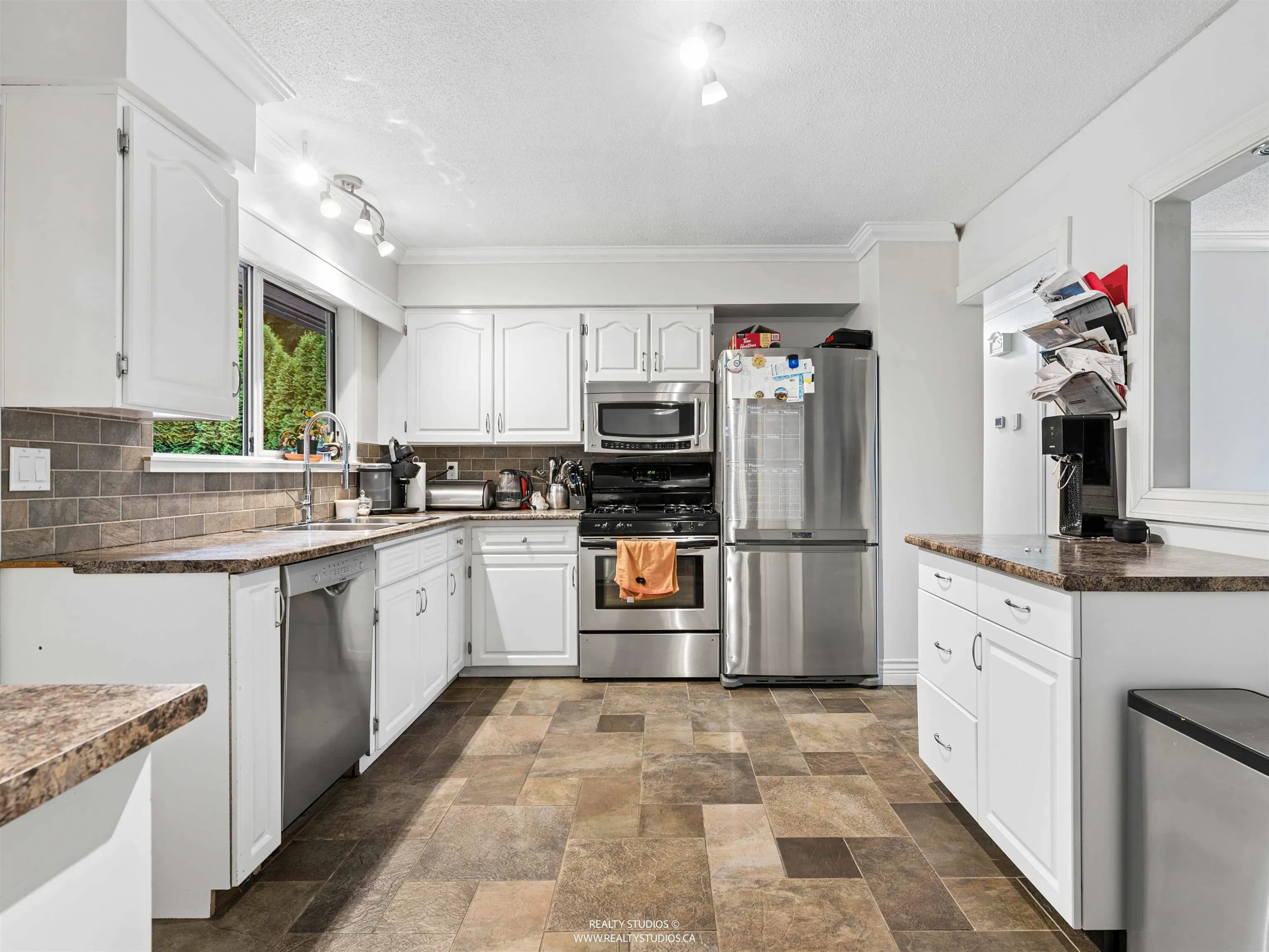 21796 Donovan Avenue, Maple Ridge, BC V2X 3A7 — image 4