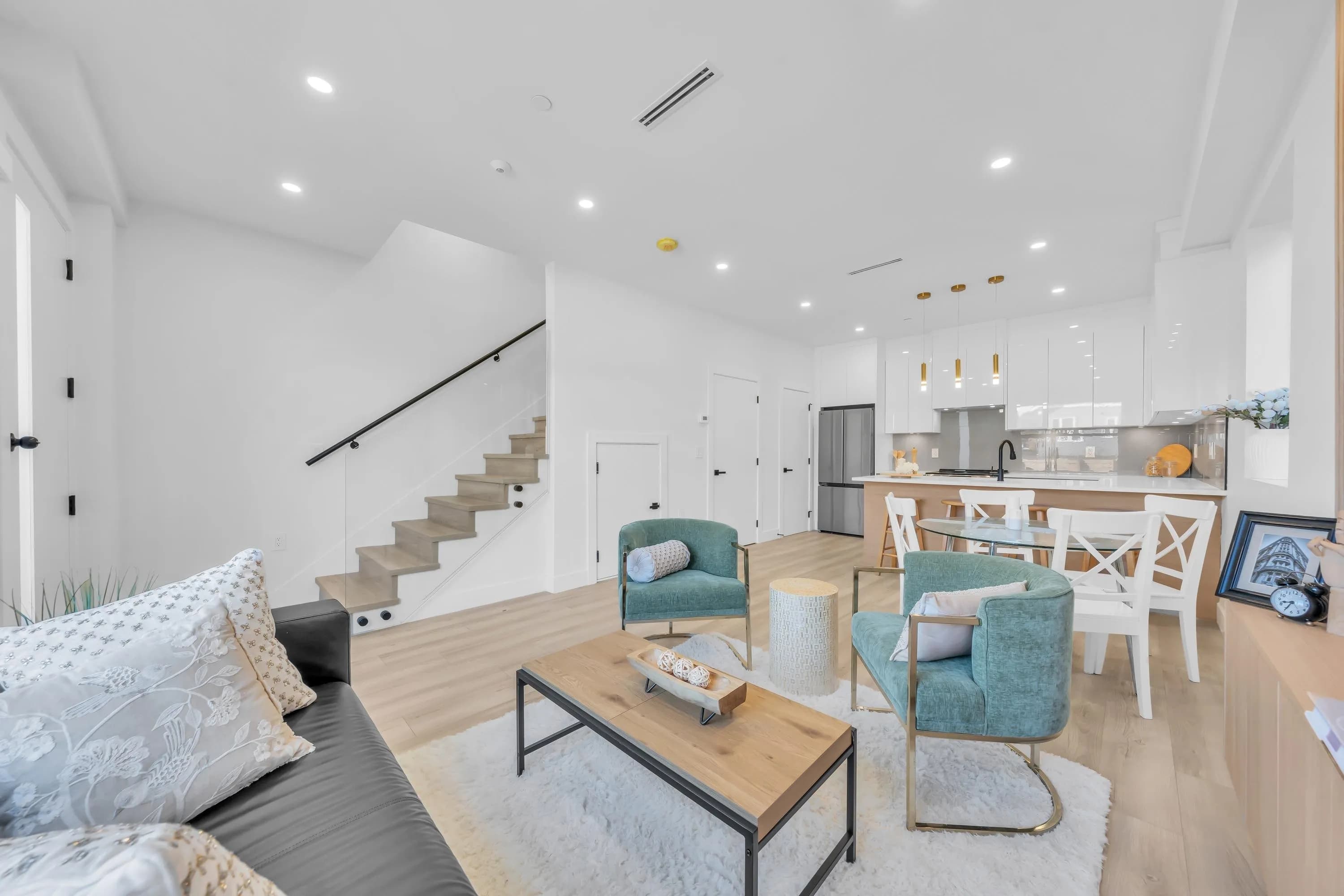 1 4587 Knight Street, Vancouver, BC V5N 3M8 — image 6