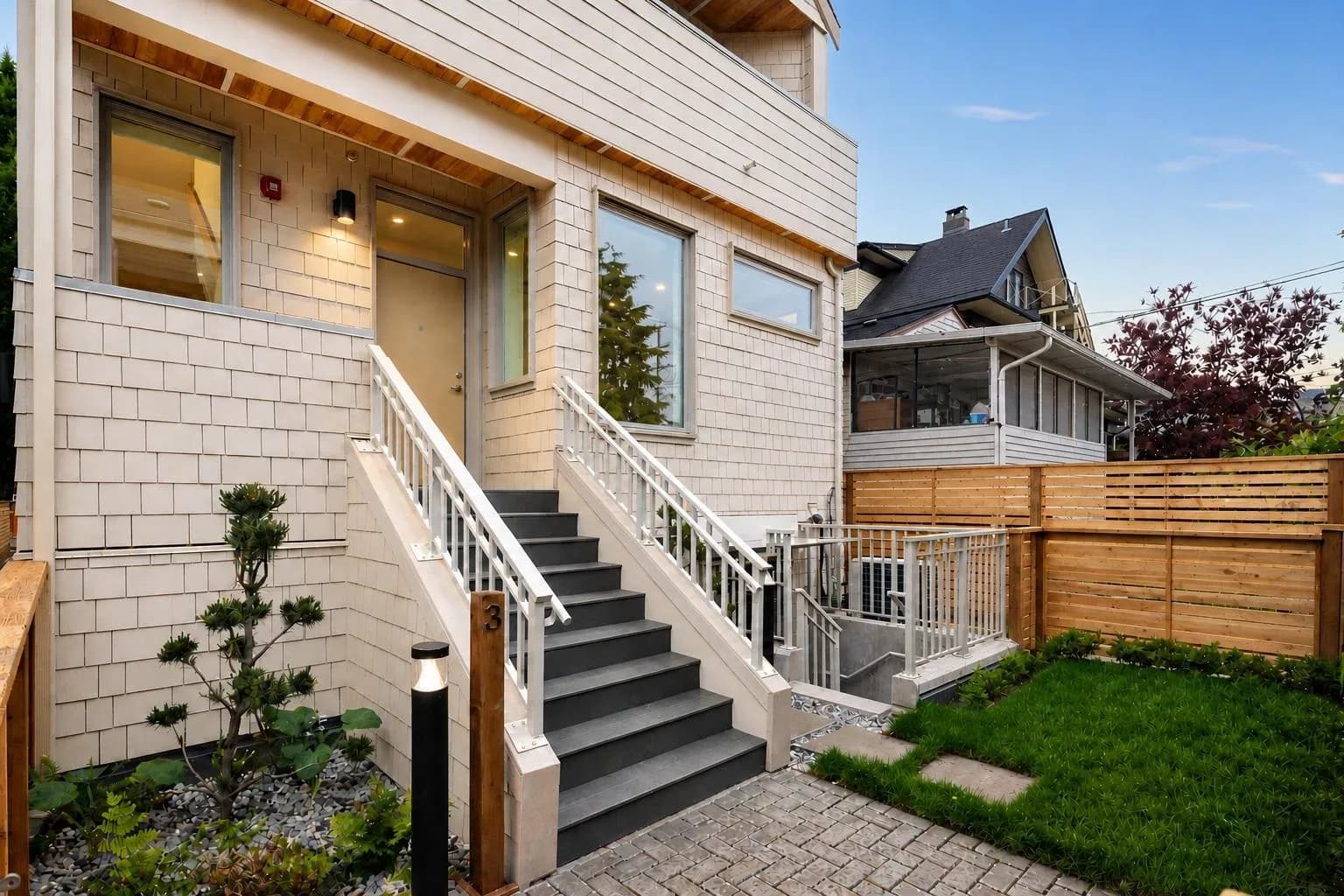 3 595 E 49th Avenue, Vancouver, BC V5W 2H1 — image 2