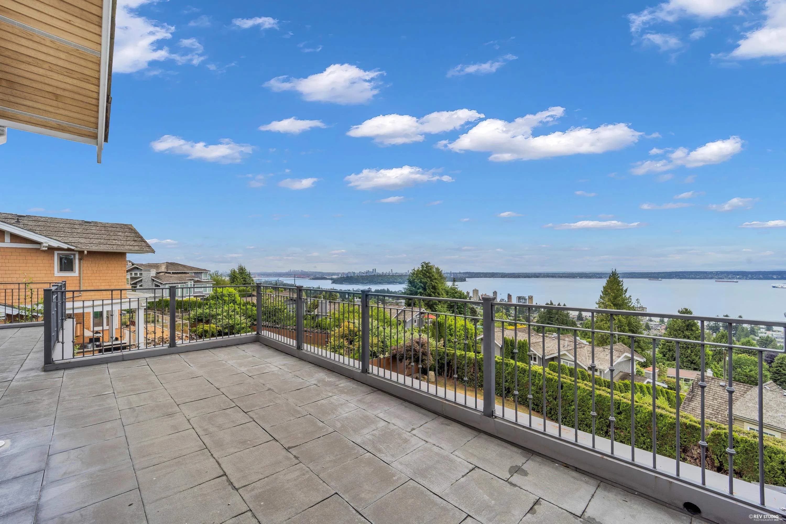 2340 Orchard Lane, West Vancouver, BC V7V 4X6 — image 19