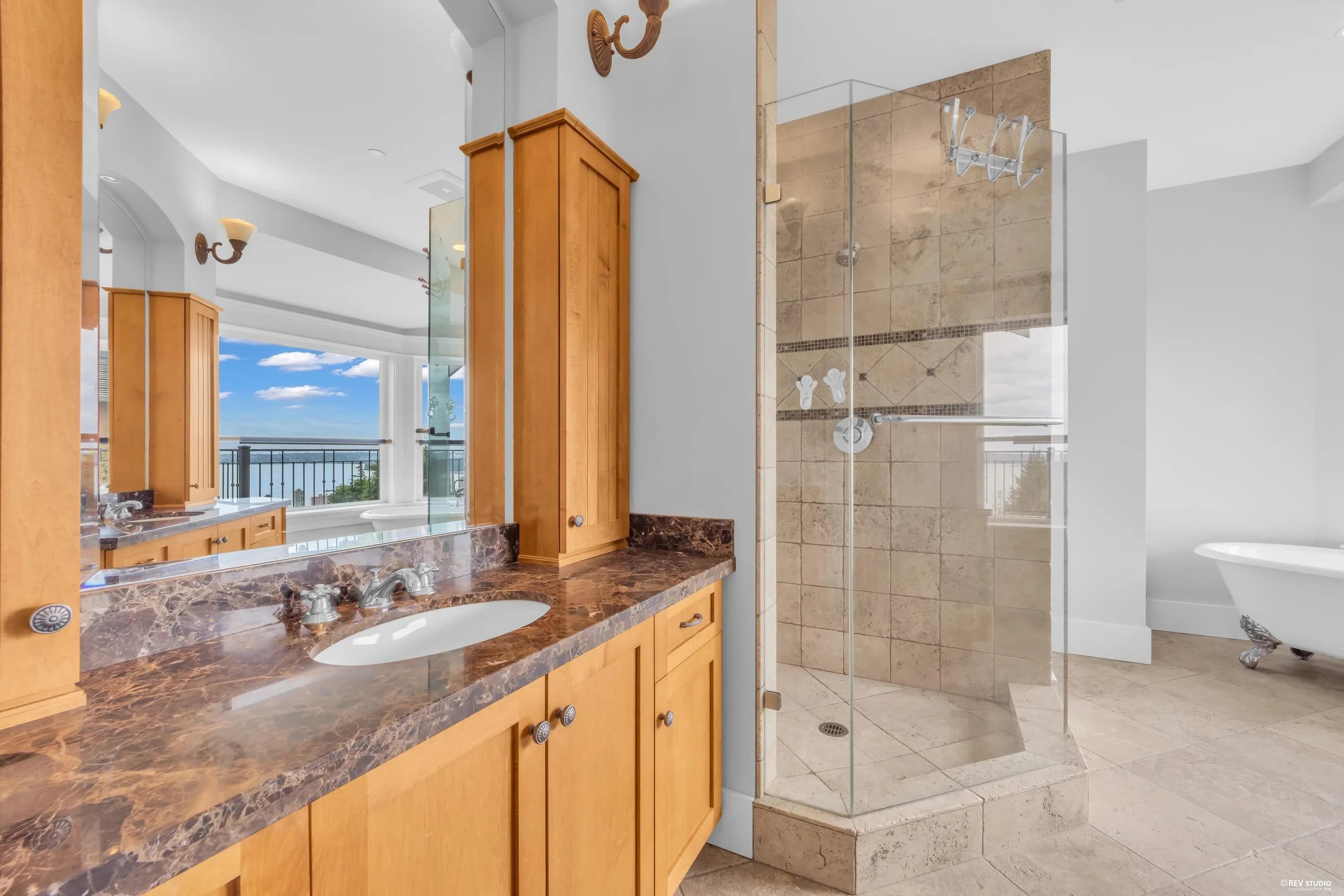 2340 Orchard Lane, West Vancouver, BC V7V 4X6 — image 17