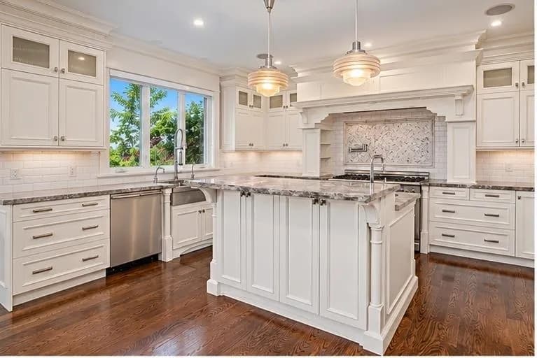 2638 Queens Avenue, West Vancouver, BC V7V 2Z1 — image 19