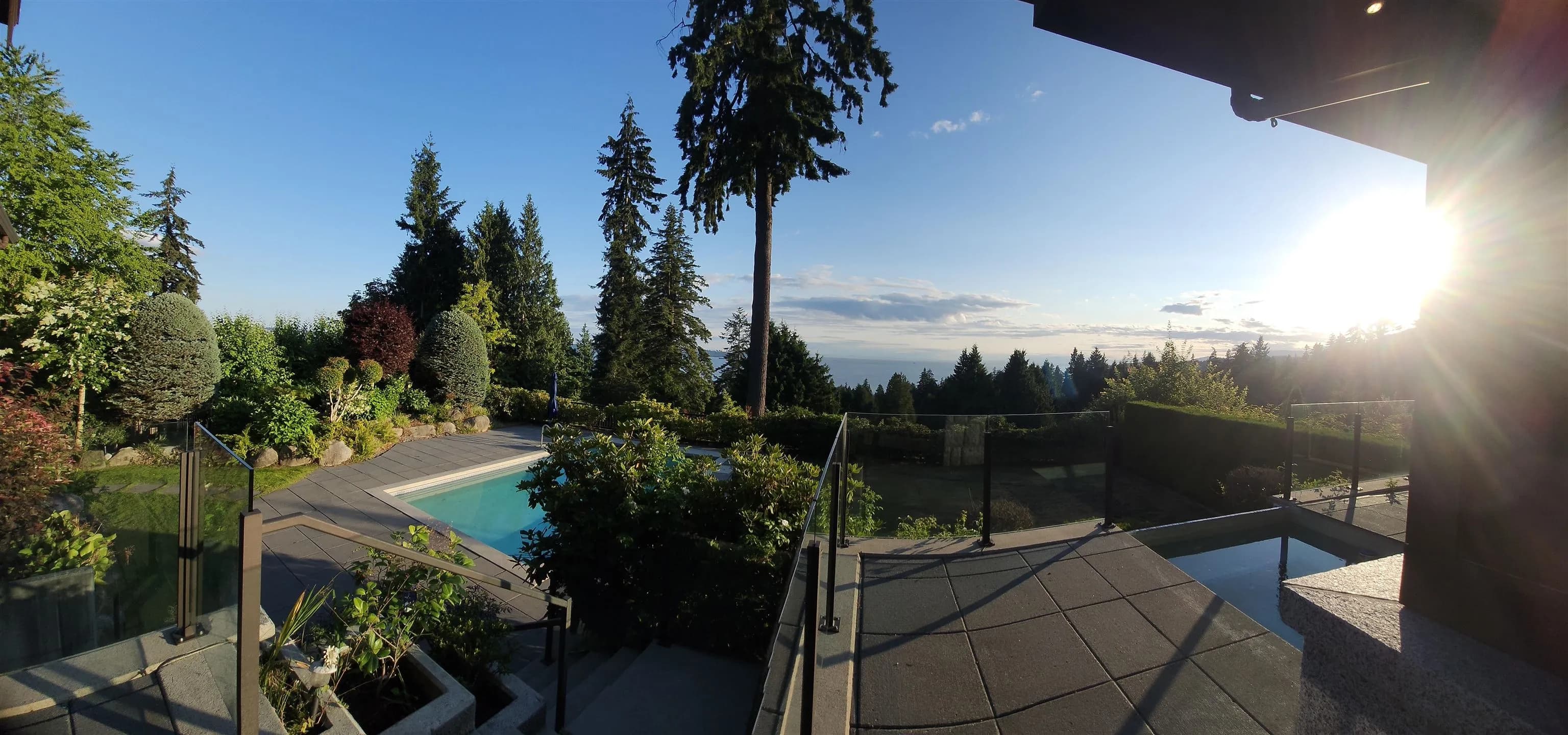 2638 Queens Avenue, West Vancouver, BC V7V 2Z1 — image 17