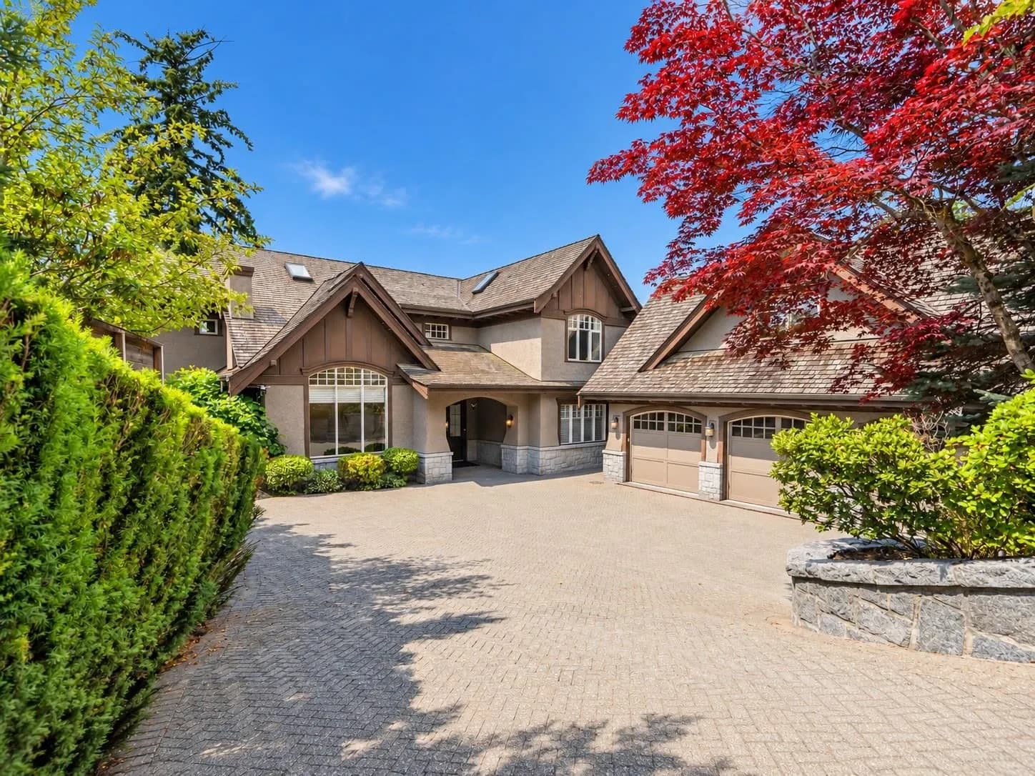 2638 Queens Avenue, West Vancouver, BC V7V 2Z1 — image 2