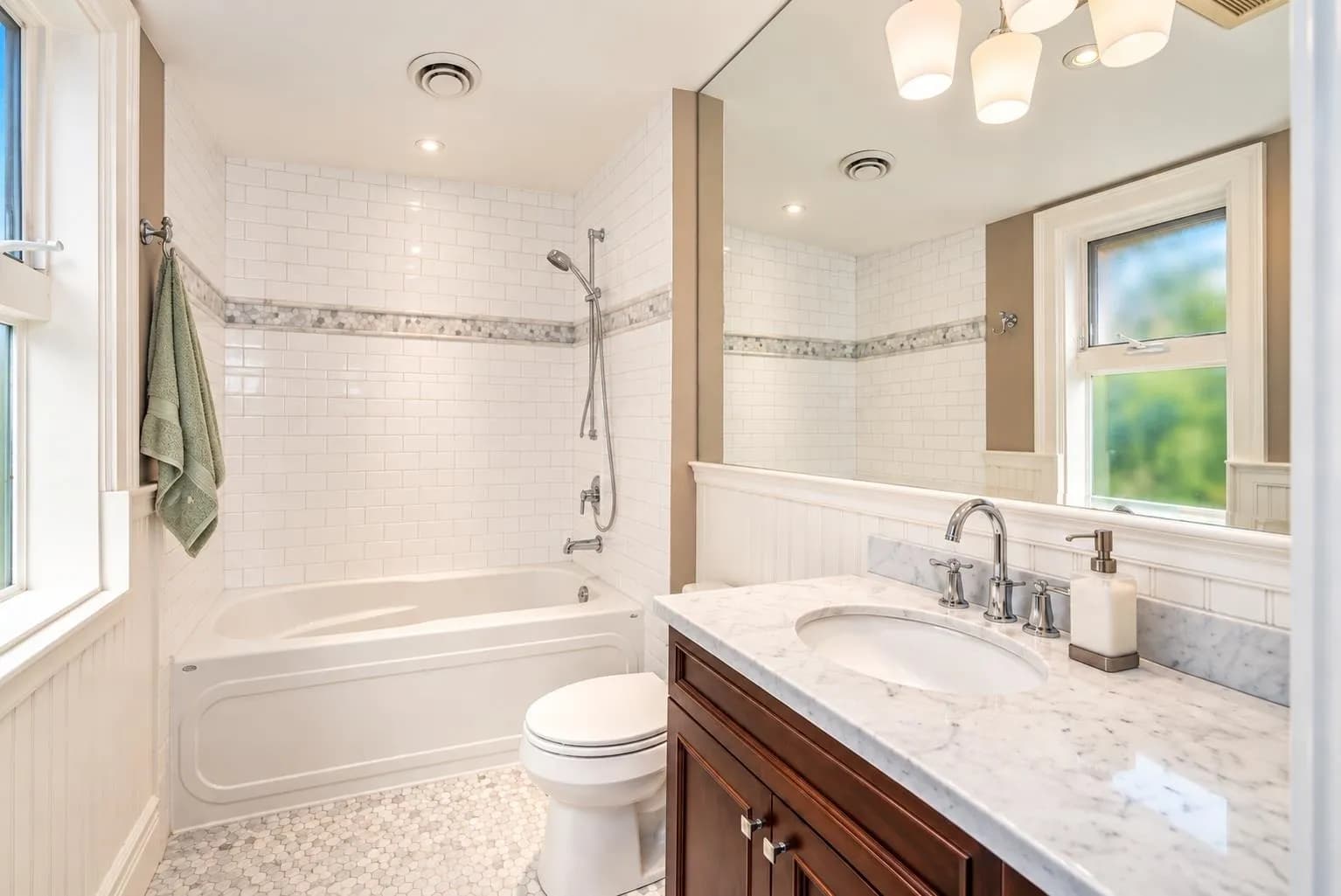 2638 Queens Avenue, West Vancouver, BC V7V 2Z1 — image 31