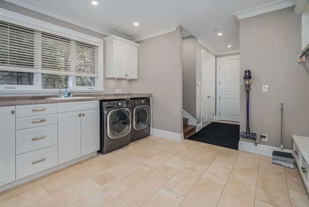 2638 Queens Avenue, West Vancouver, BC V7V 2Z1 — image 38