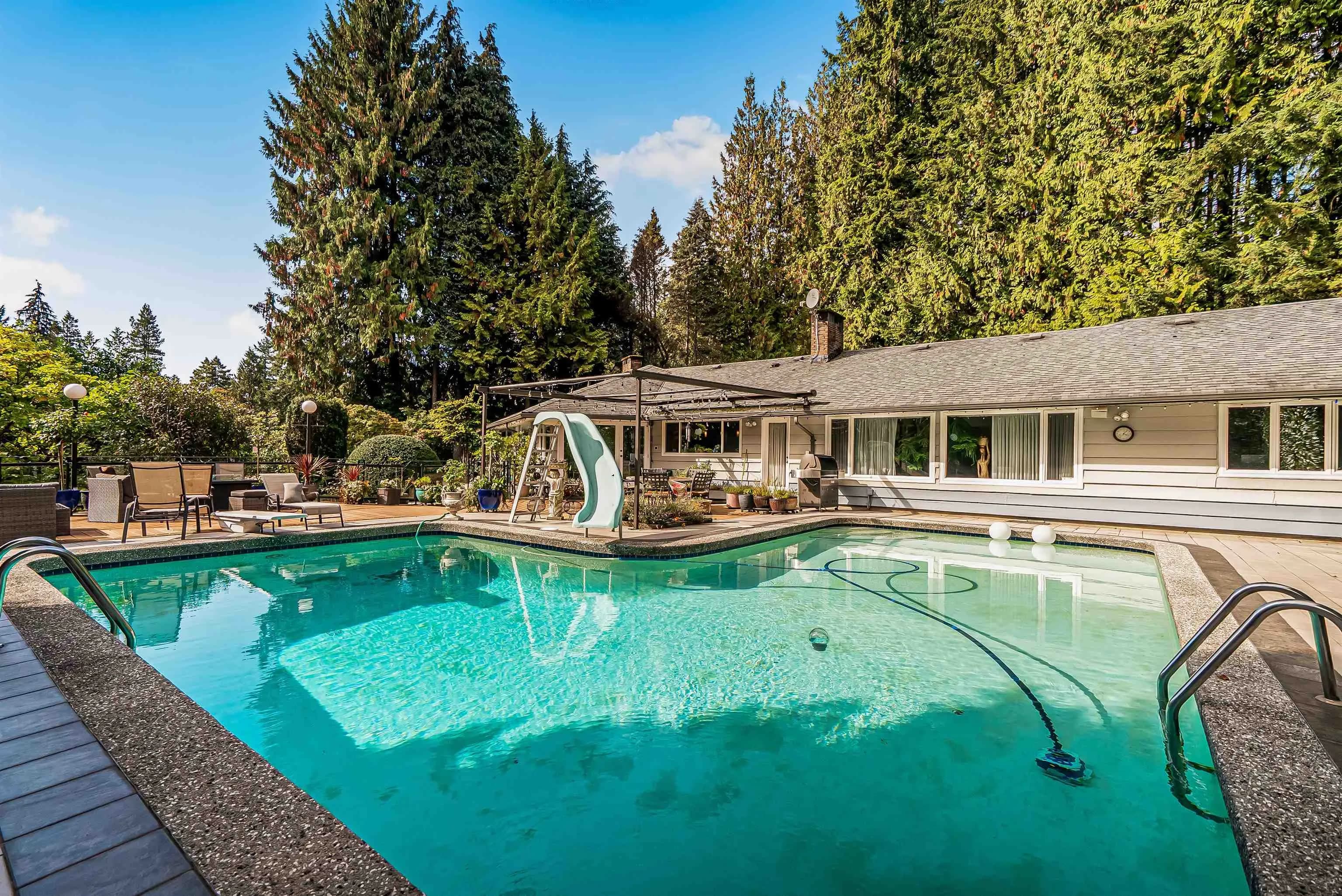 230 Onslow Place, West Vancouver, BC V7S 1K5 — image 6