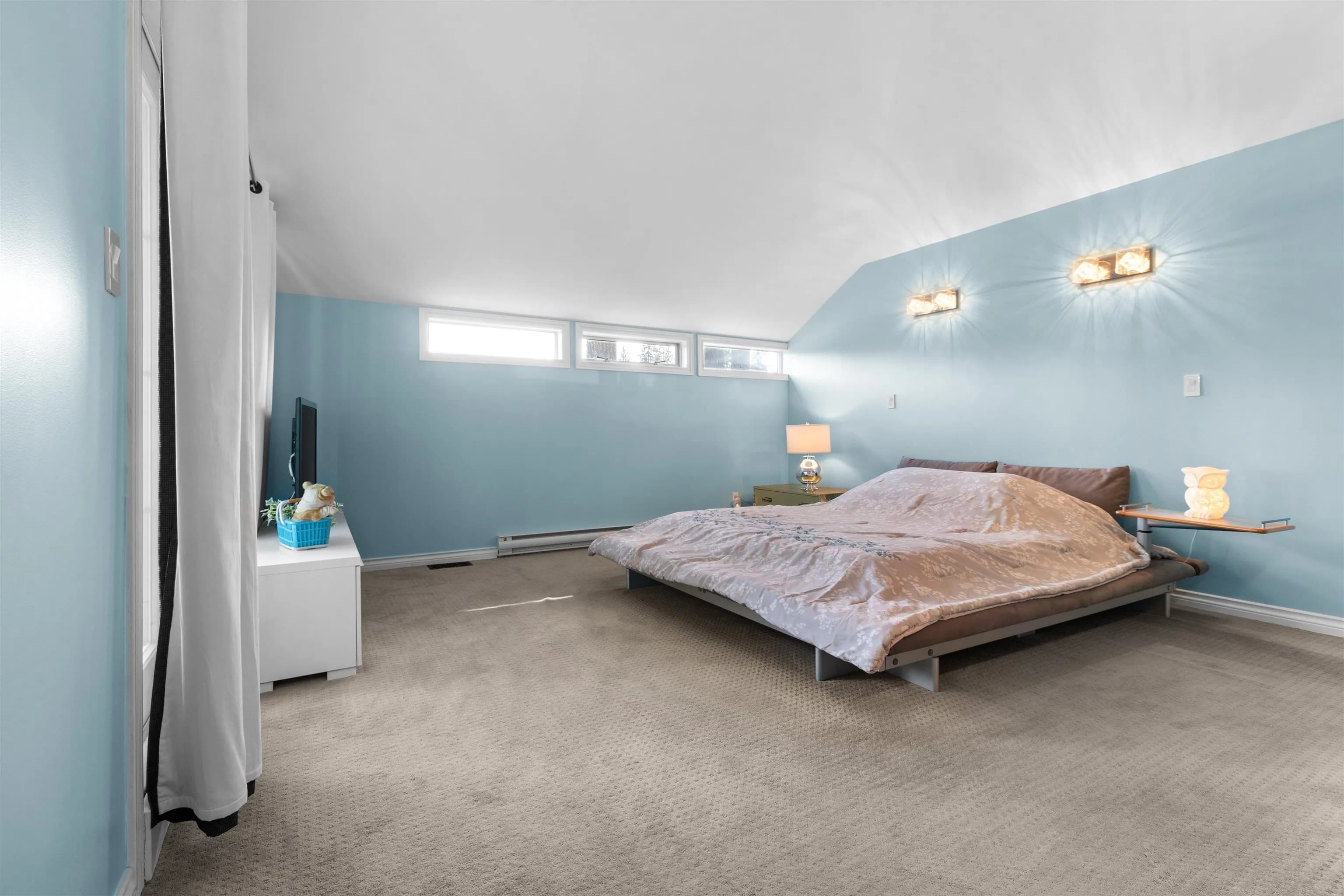4635 Caulfeild Drive, West Vancouver, BC V7W 1E9 — image 14