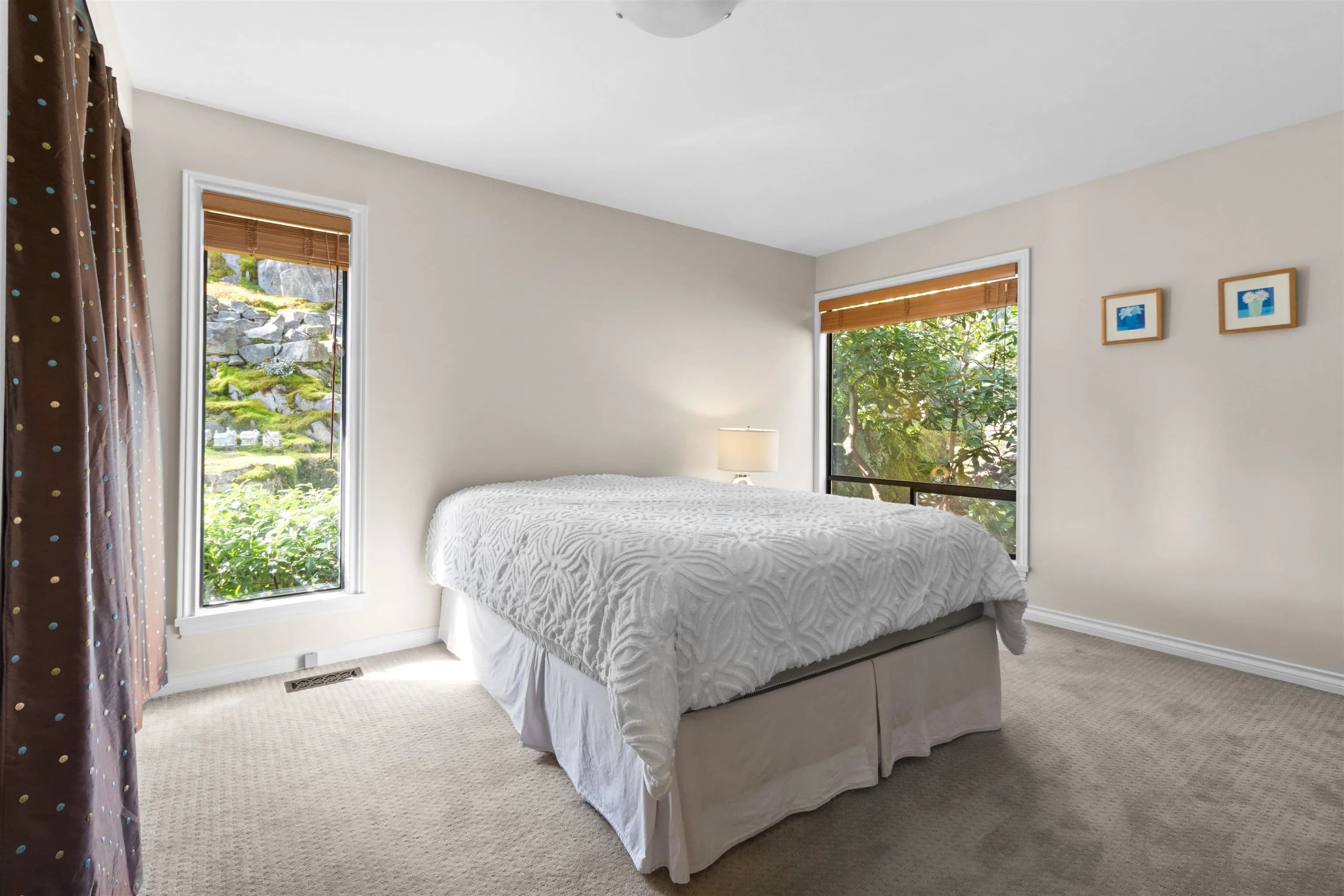 4635 Caulfeild Drive, West Vancouver, BC V7W 1E9 — image 24