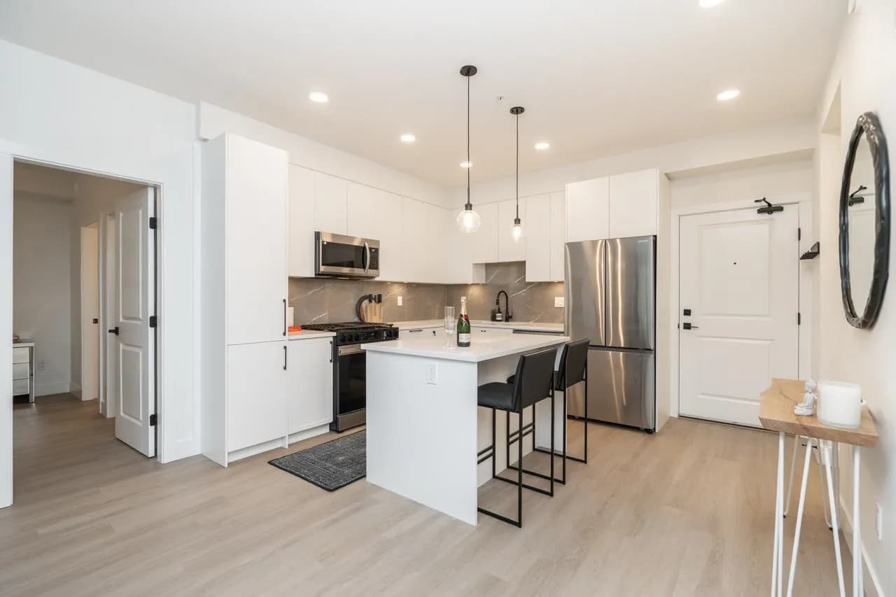 208 3528 146a Street, Surrey, BC V4P 0H4 — image 7