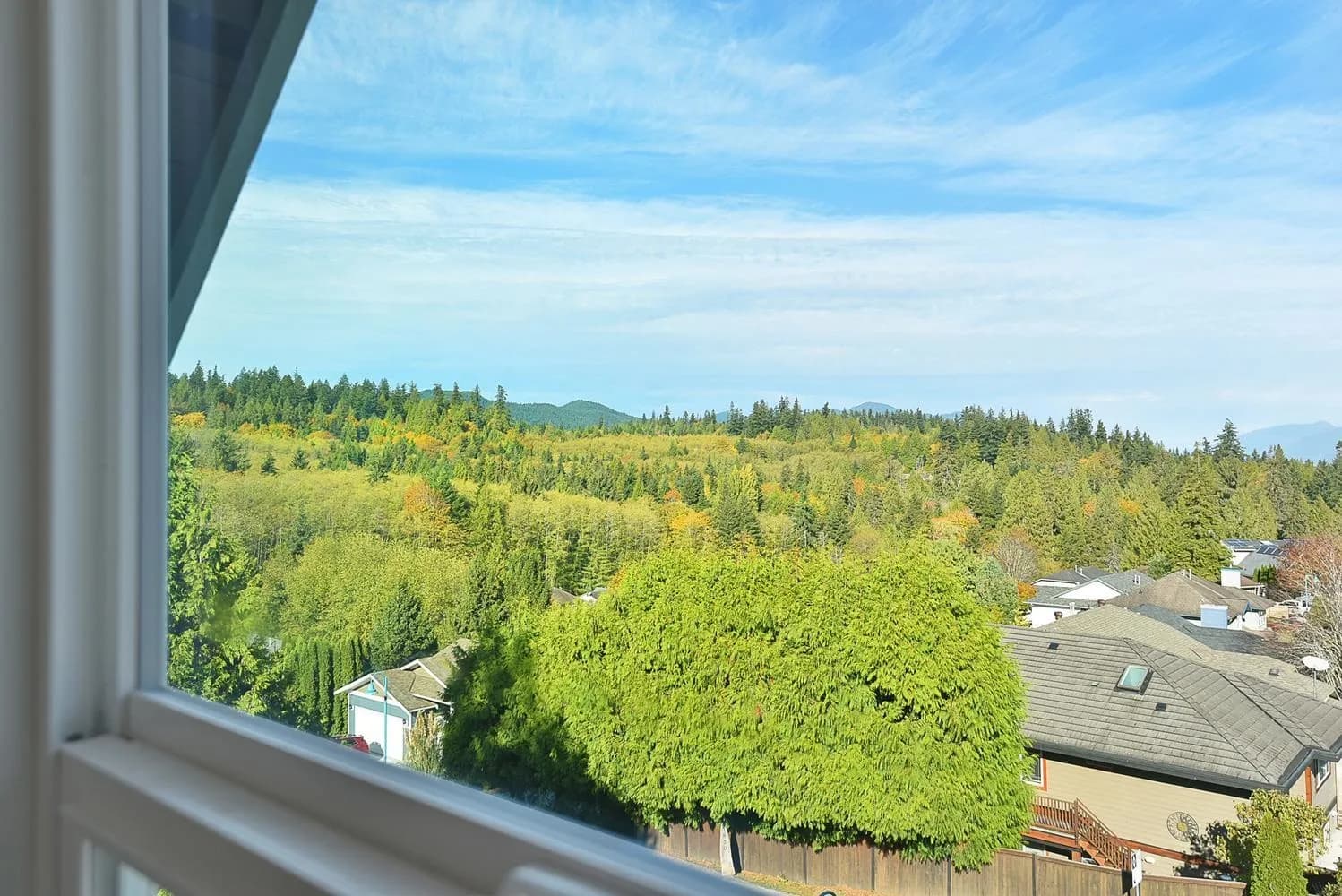 5825 Trail Avenue, Sechelt, BC V7Z 0K5 — image 21